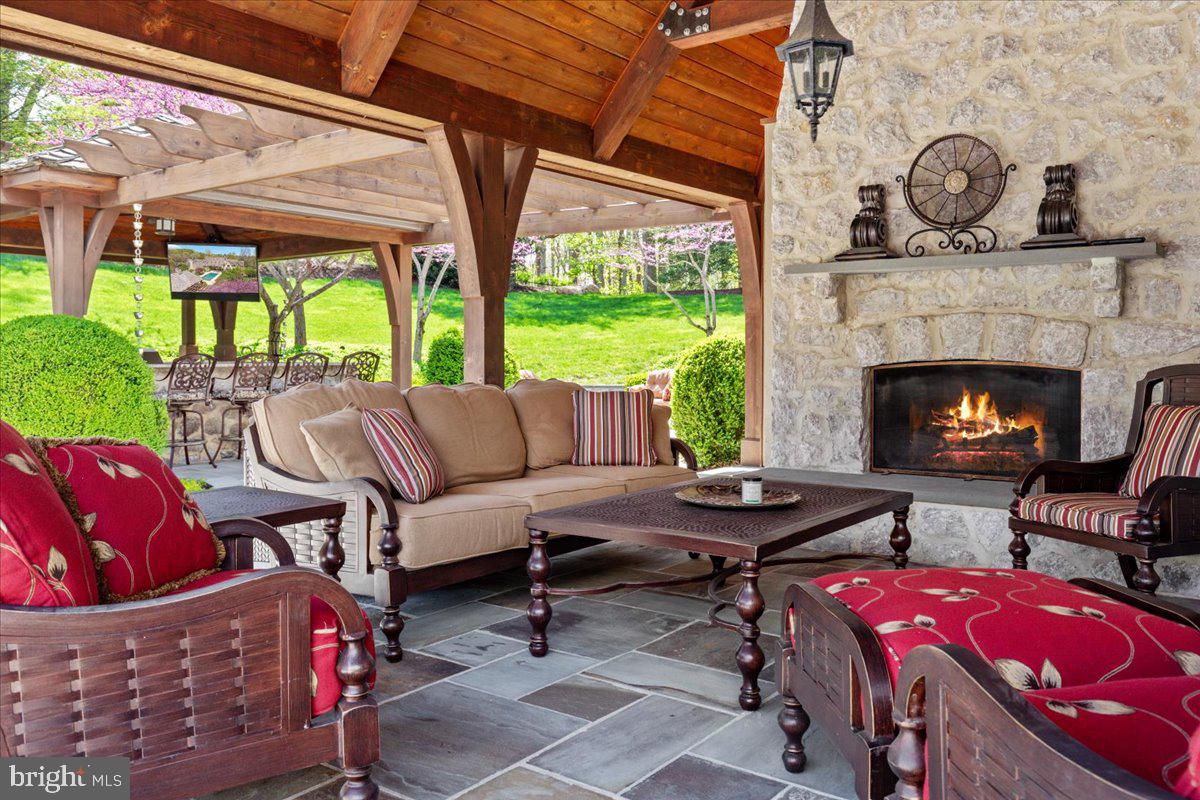 CLIFTON - Residential