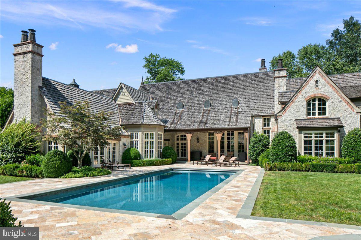 CLIFTON - Residential