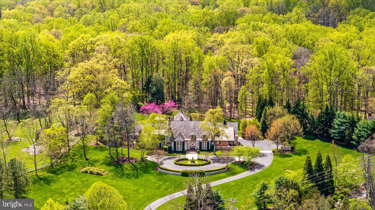 CLIFTON - Residential