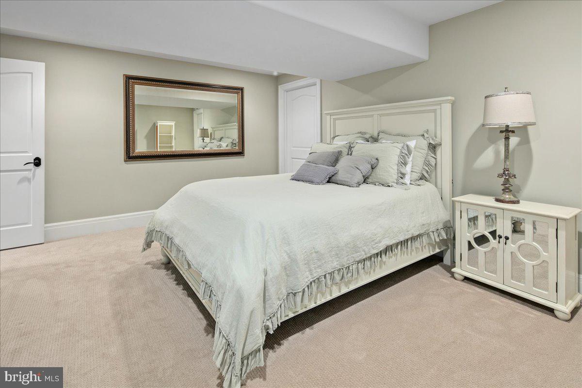 CLIFTON - Residential