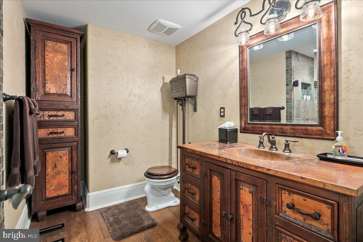 CLIFTON - Residential