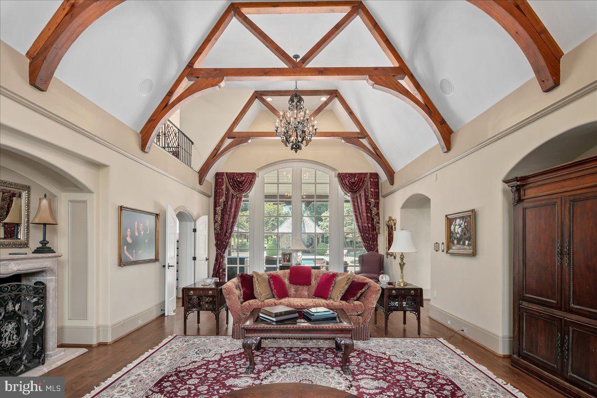 CLIFTON - Residential