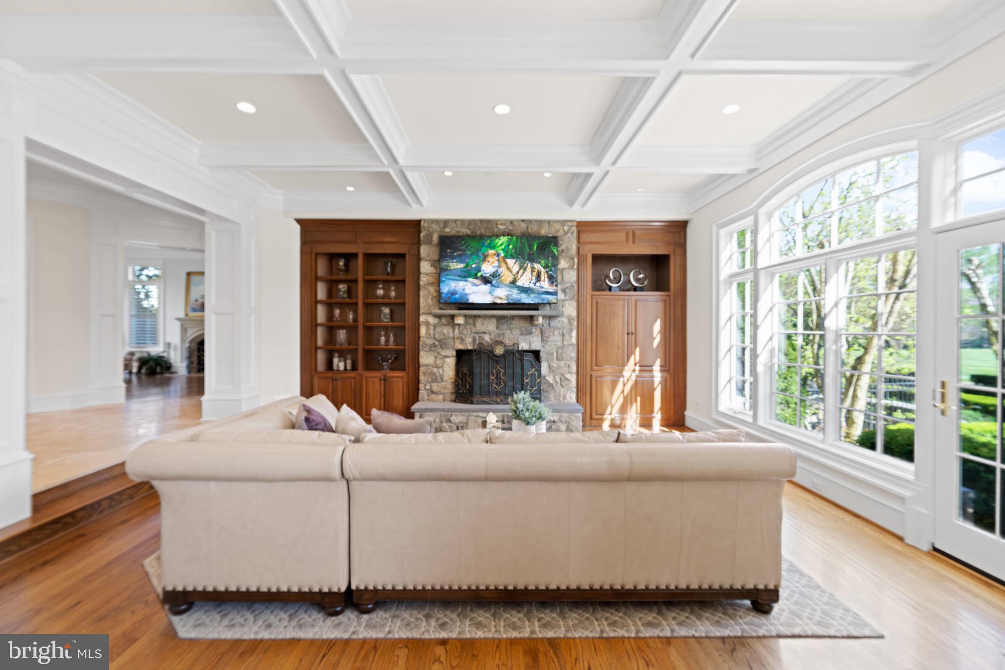 DEERFIELD FARM - Residential