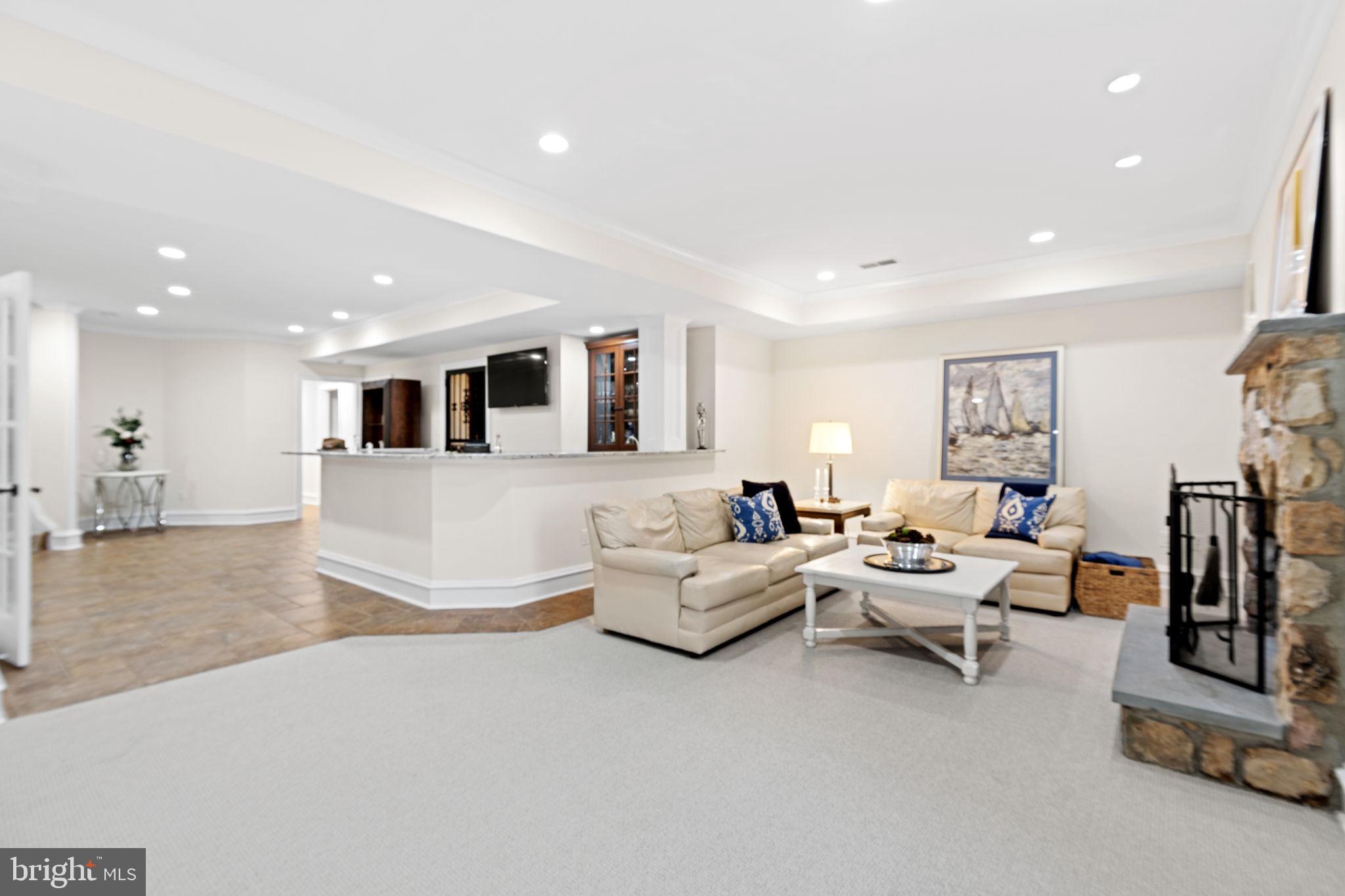 DEERFIELD FARM - Residential