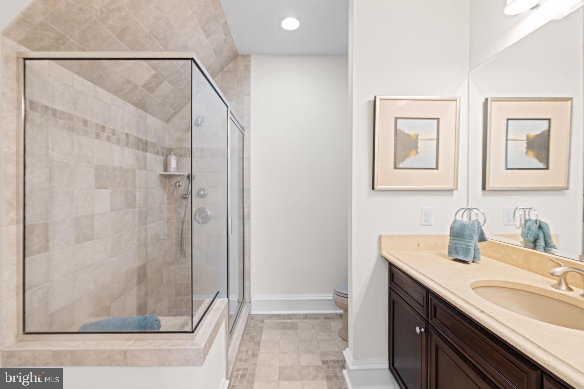 DEERFIELD FARM - Residential