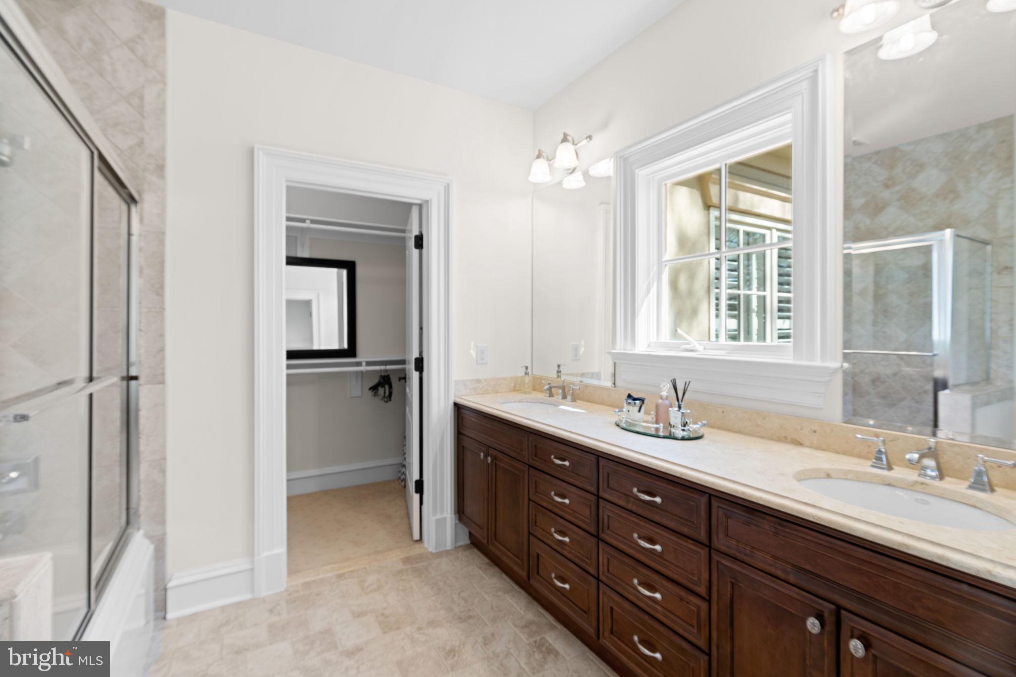 DEERFIELD FARM - Residential