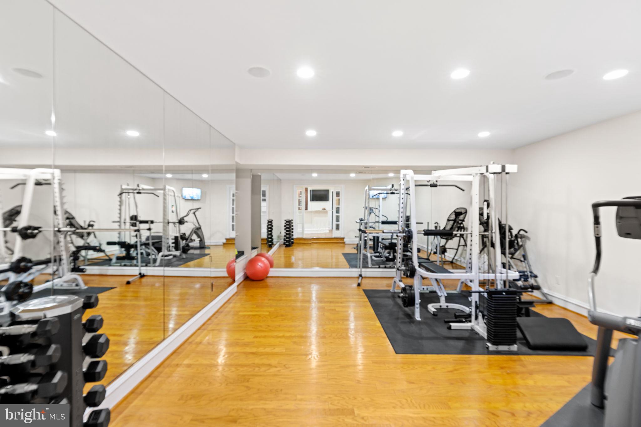 DEERFIELD FARM - Residential