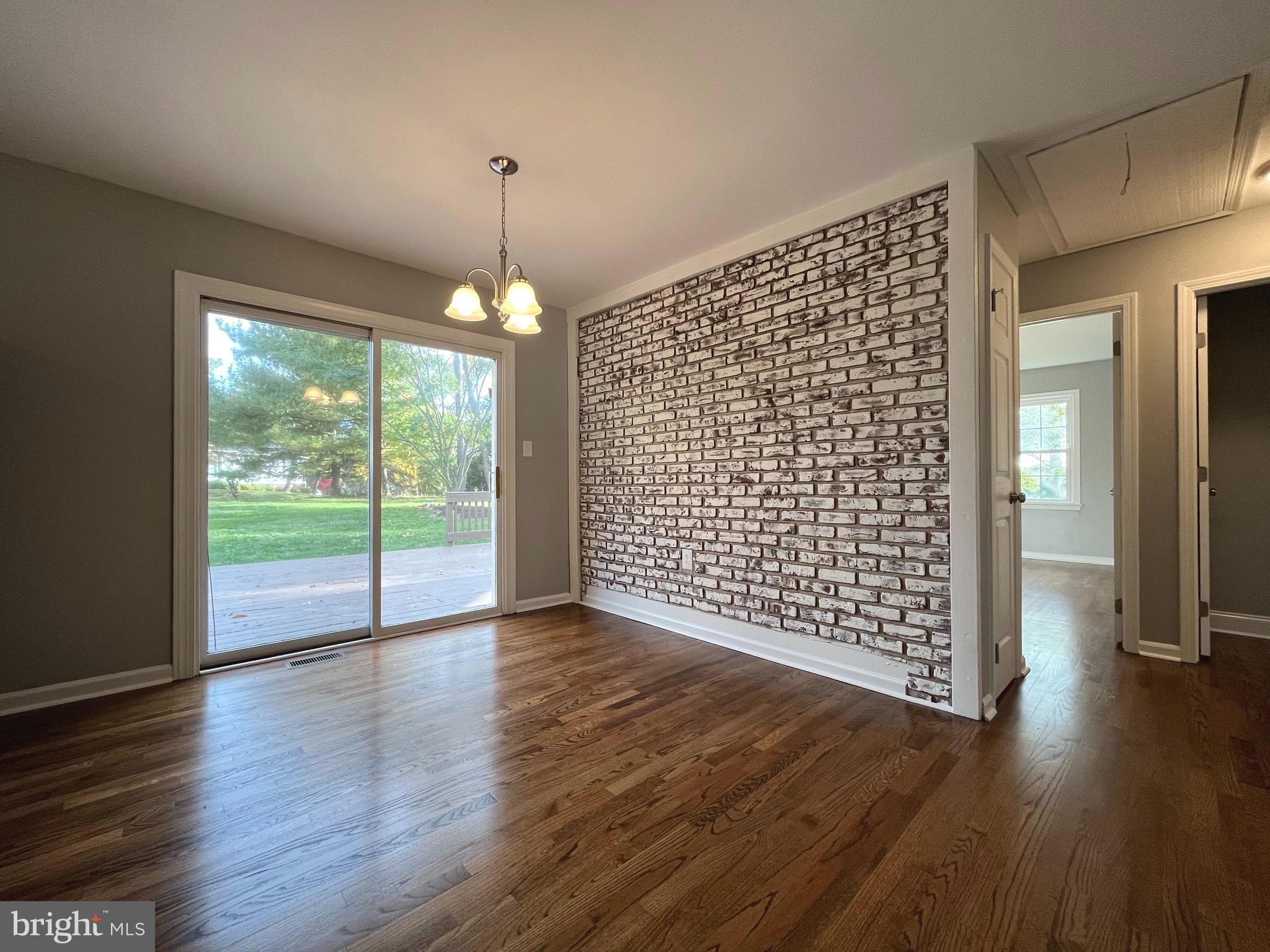 TUSCAWILLA HILLS - Residential