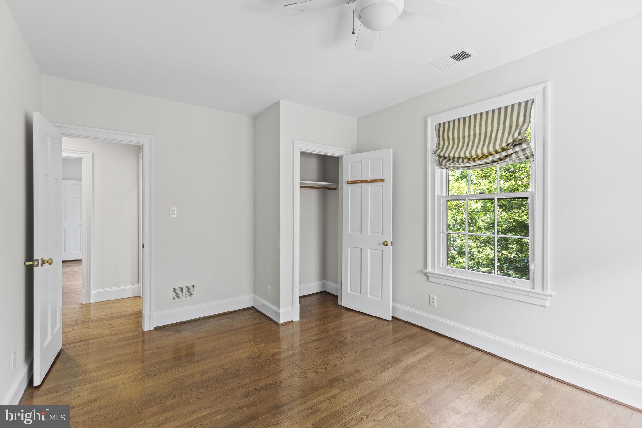 CLEVELAND PARK - Residential