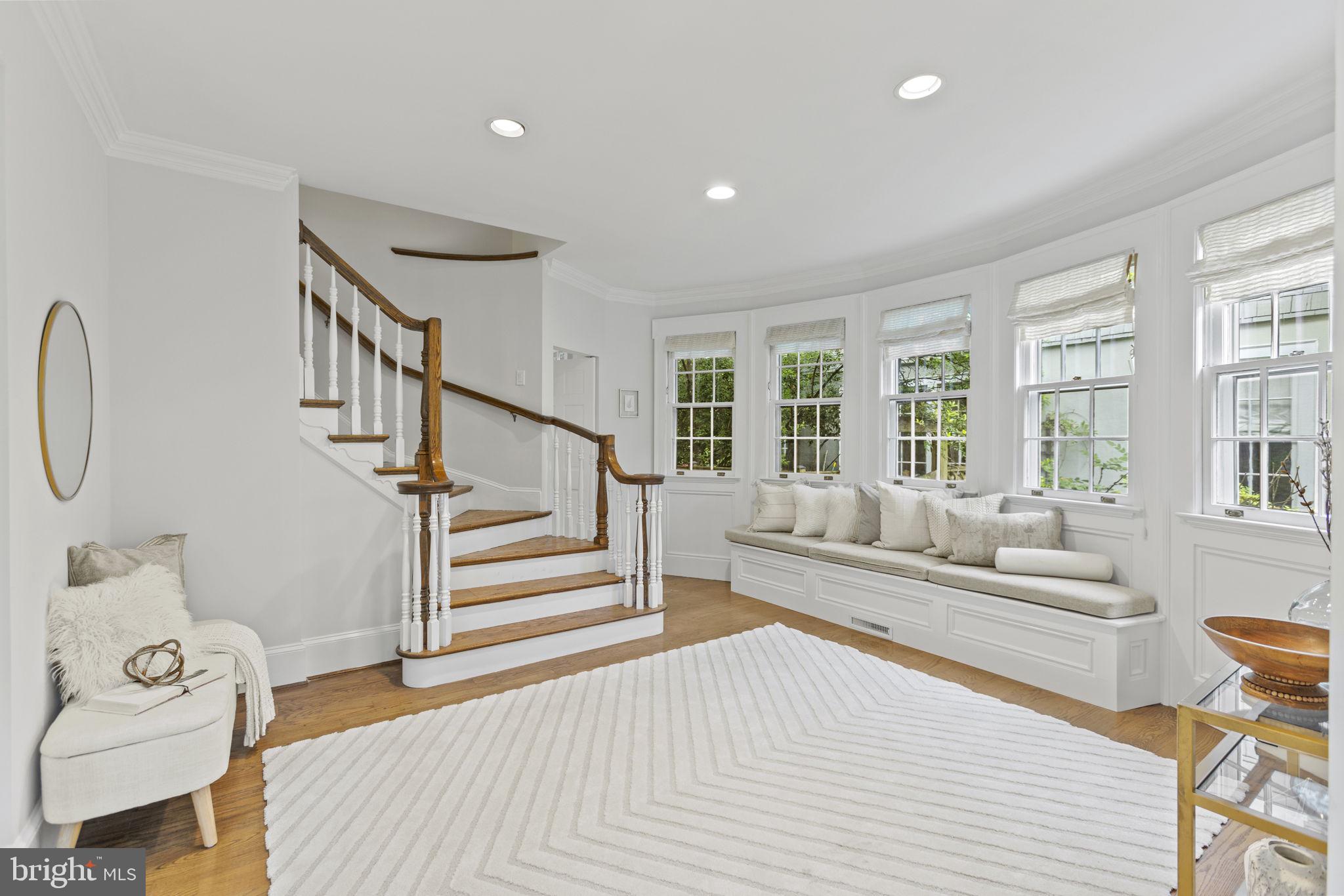 CLEVELAND PARK - Residential