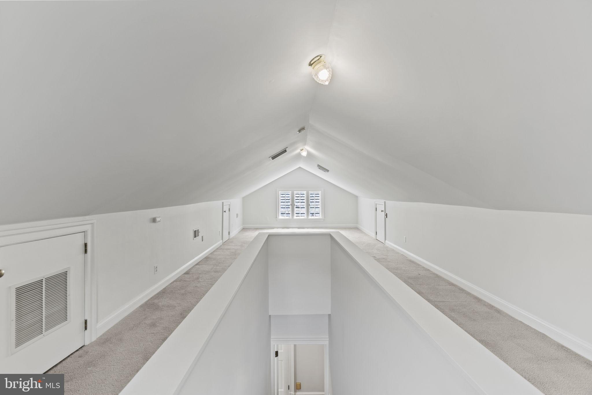 CLEVELAND PARK - Residential
