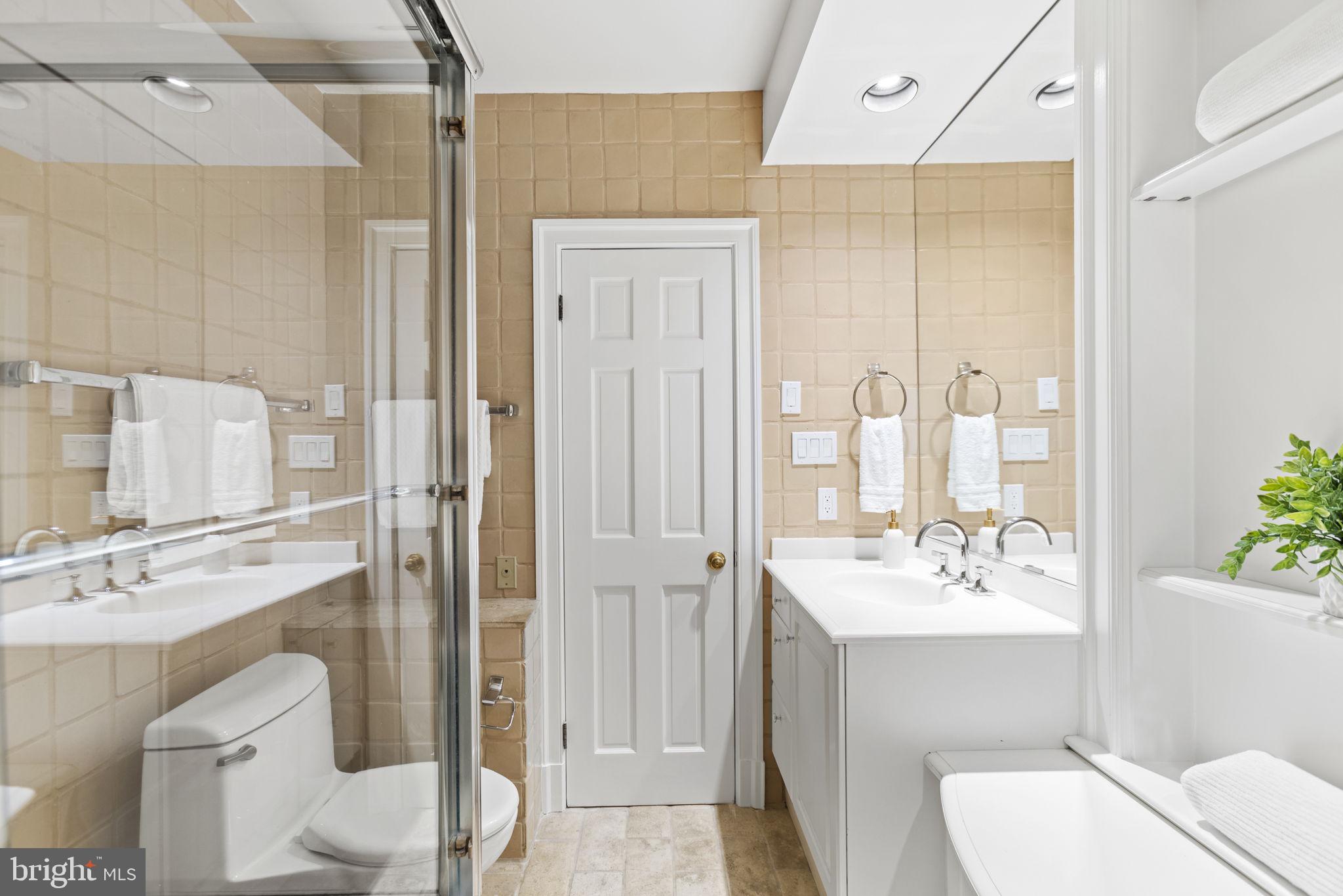 CLEVELAND PARK - Residential