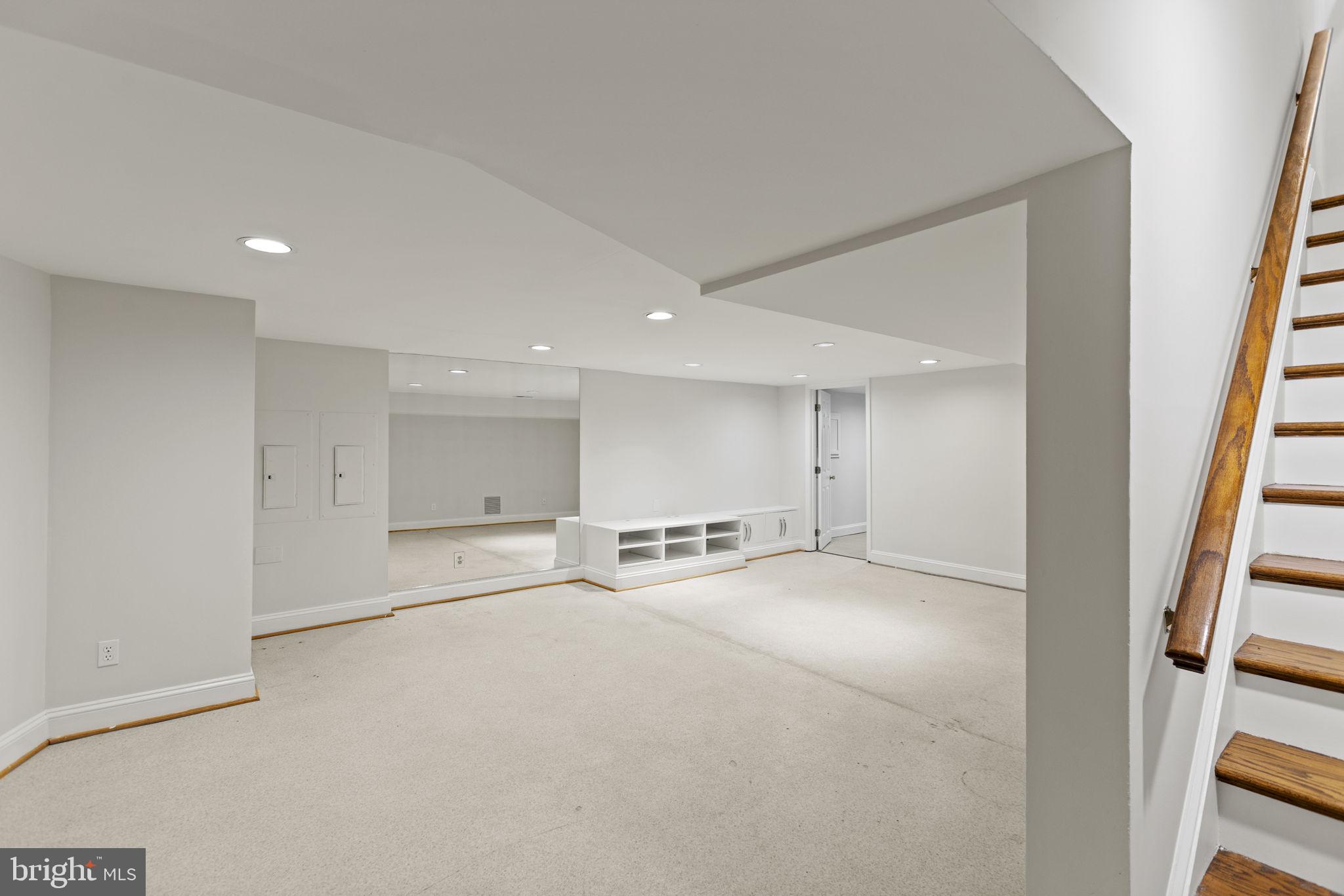 CLEVELAND PARK - Residential