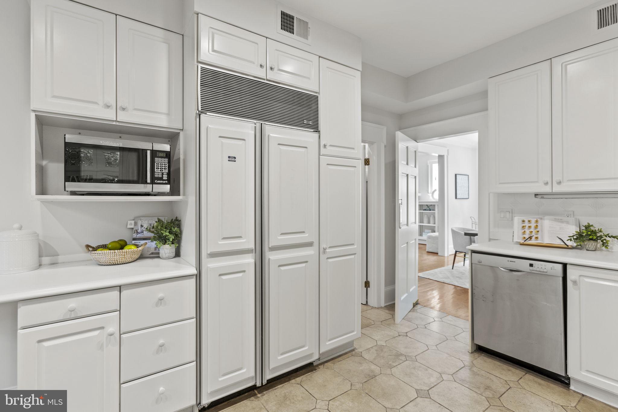 CLEVELAND PARK - Residential