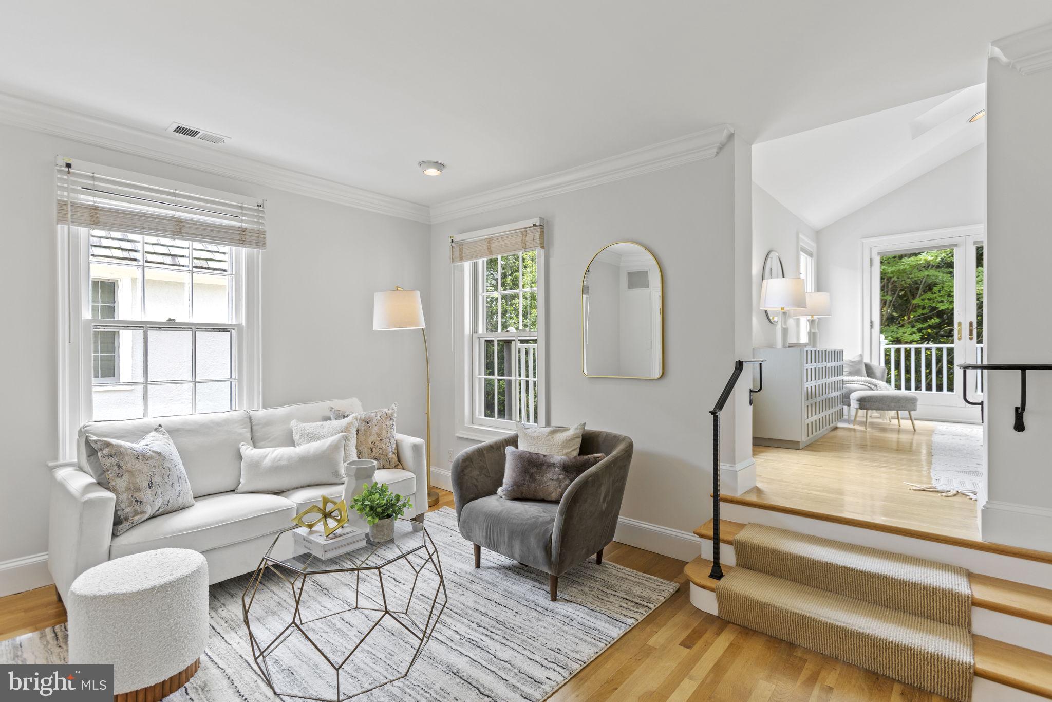 CLEVELAND PARK - Residential