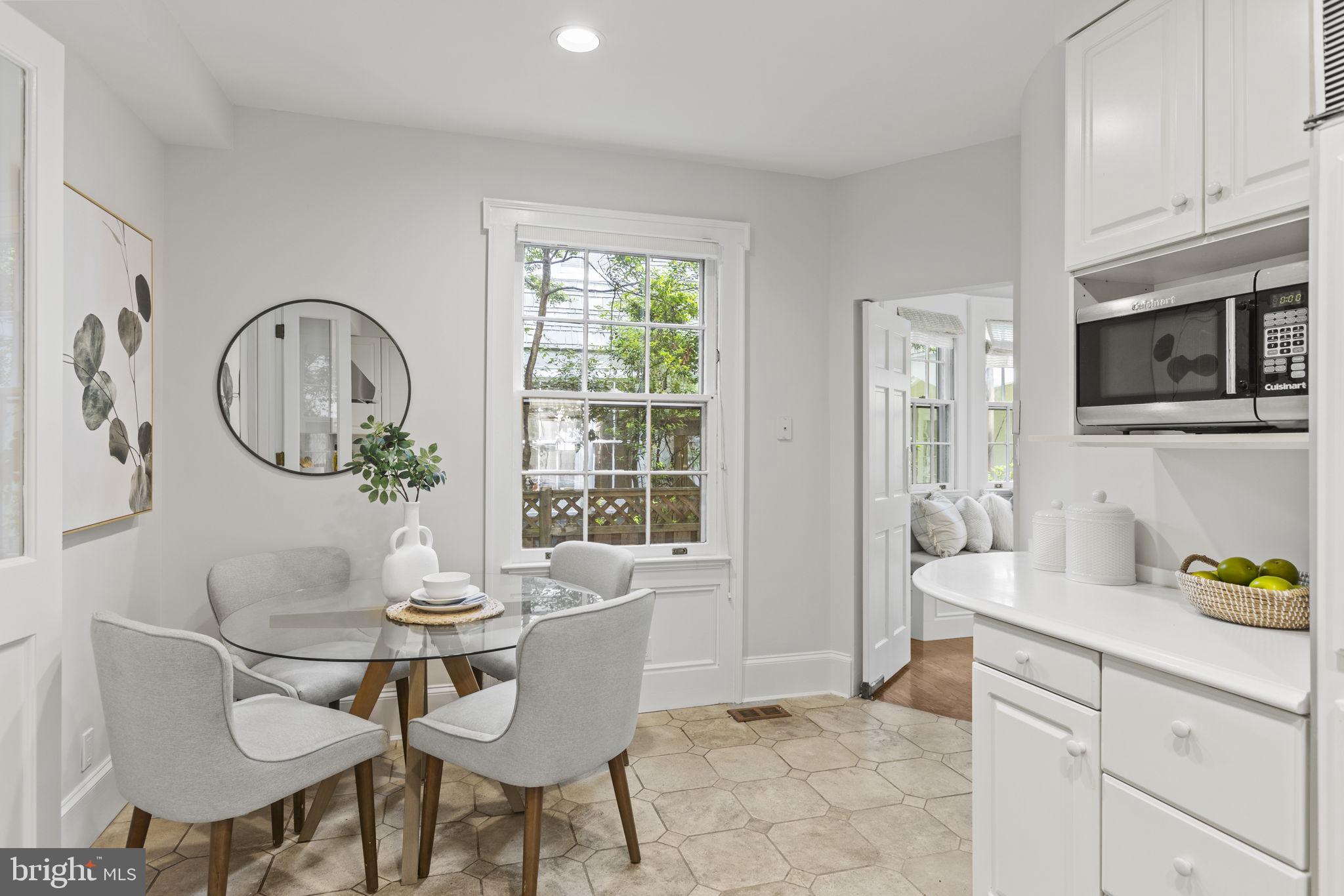 CLEVELAND PARK - Residential