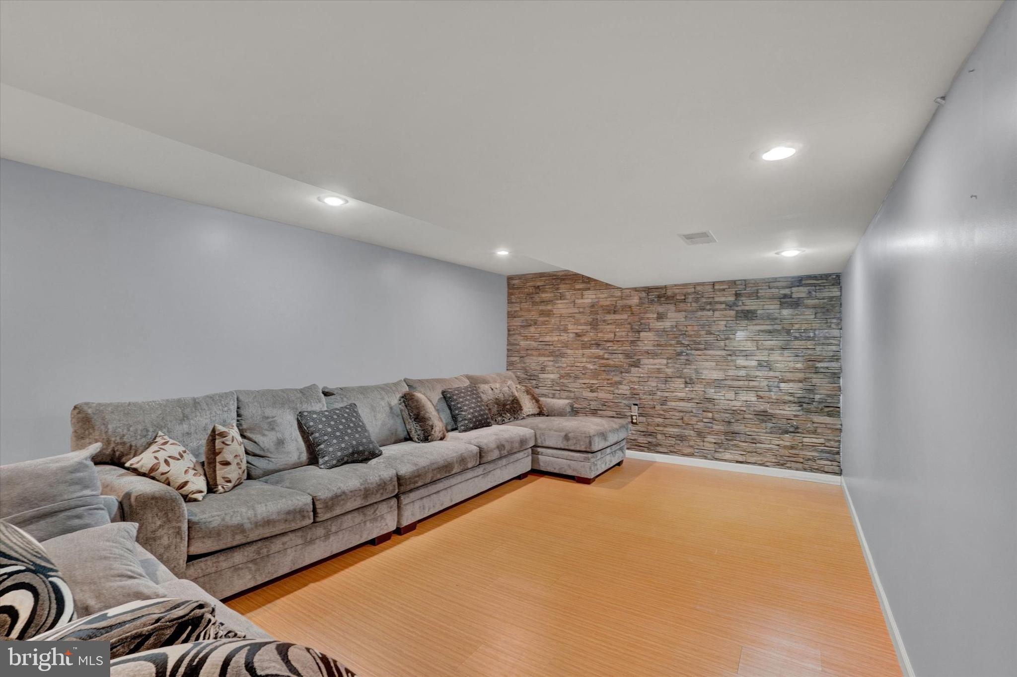 PARKVIEW WEST - Residential