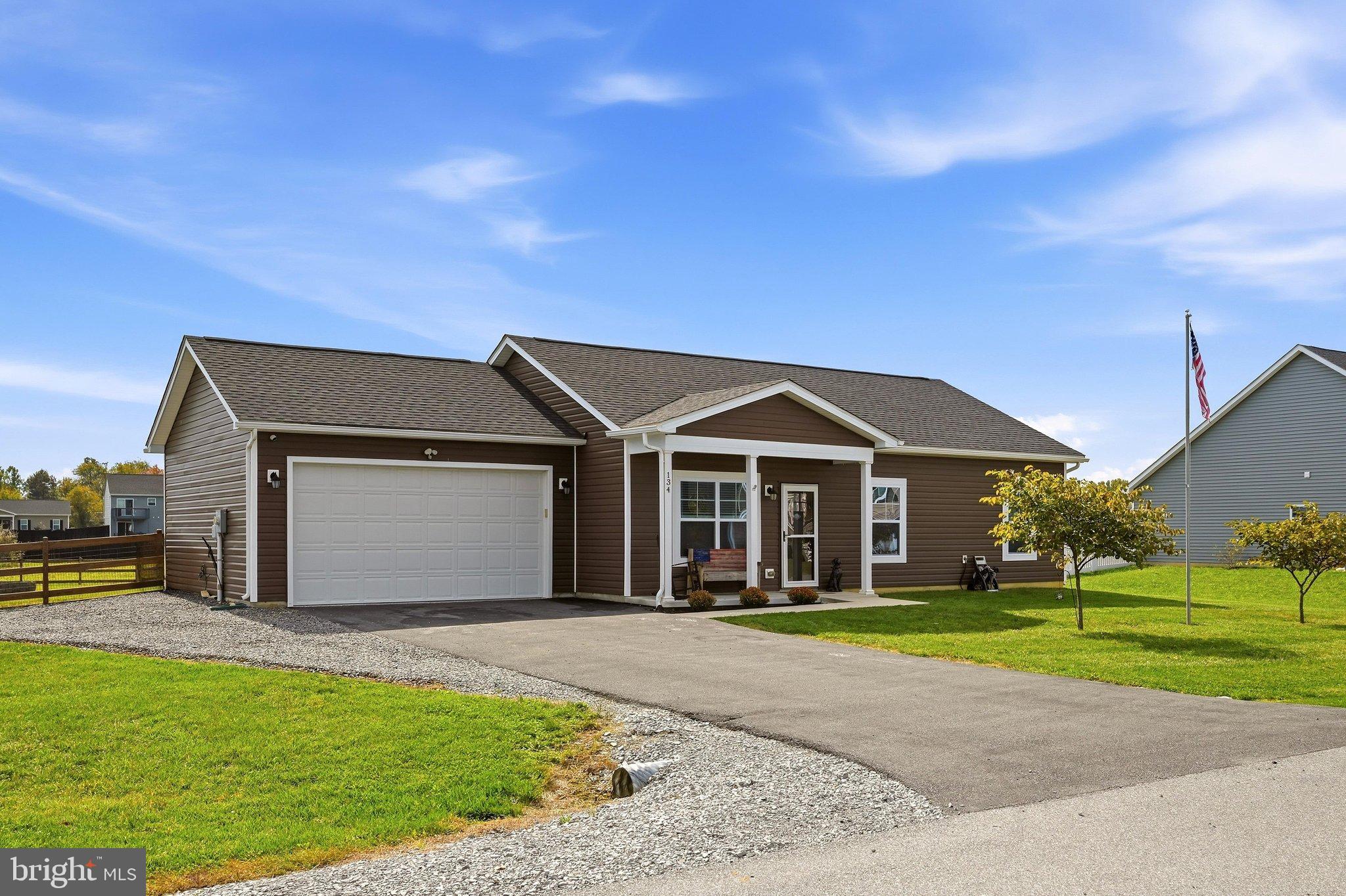 134 PEONEY LANE