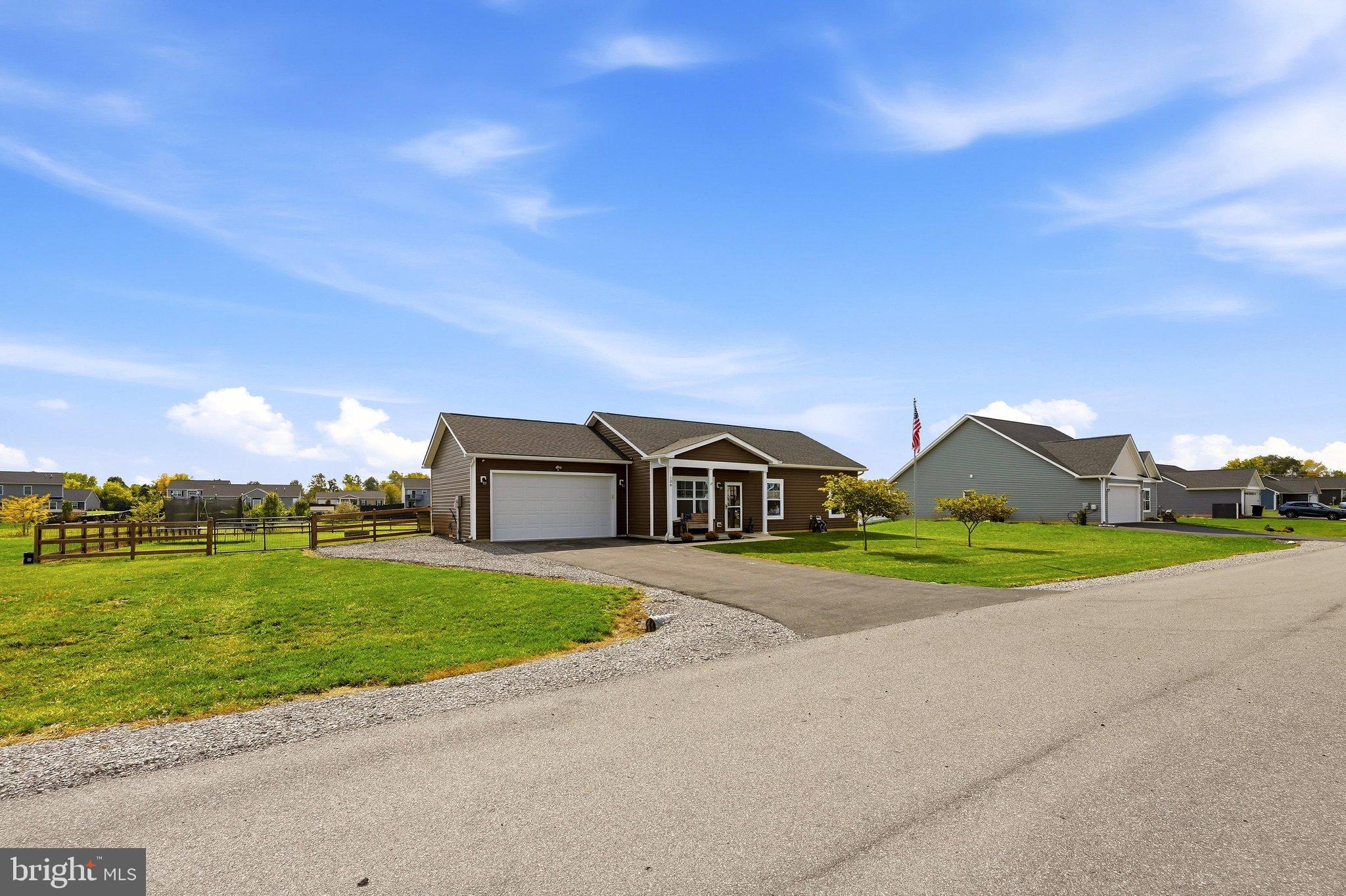 134 PEONEY LANE