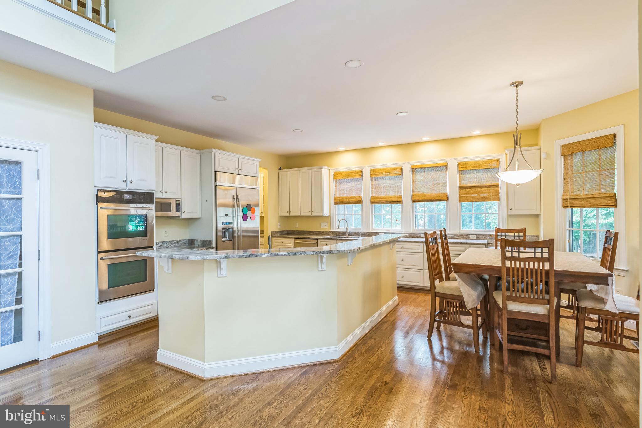 OAKTON ESTATES - Residential