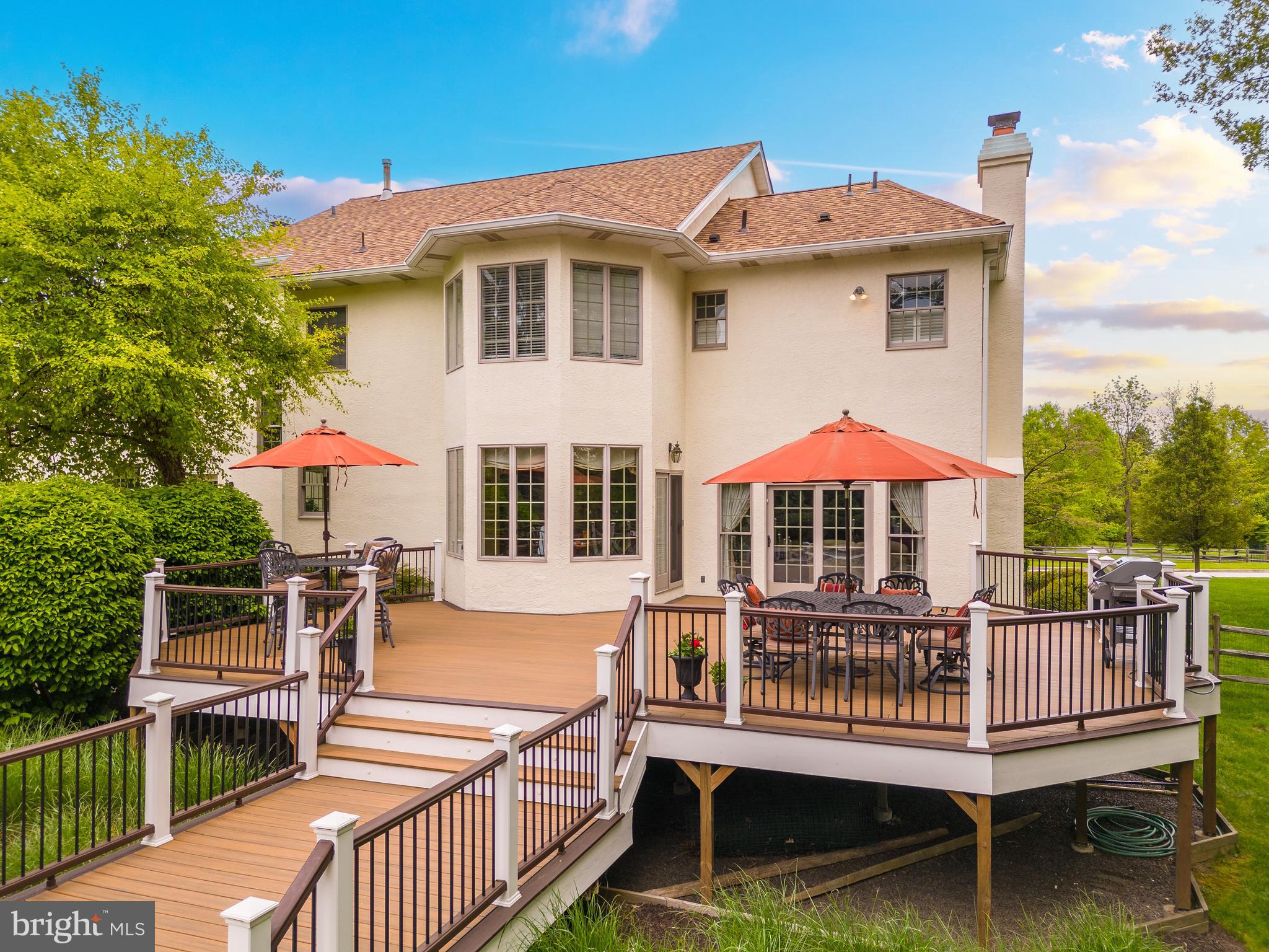 COUNTRY CLUB ESTS - Residential