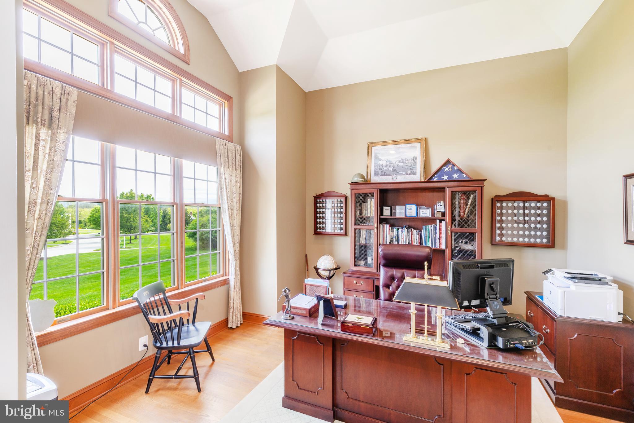 COUNTRY CLUB ESTS - Residential