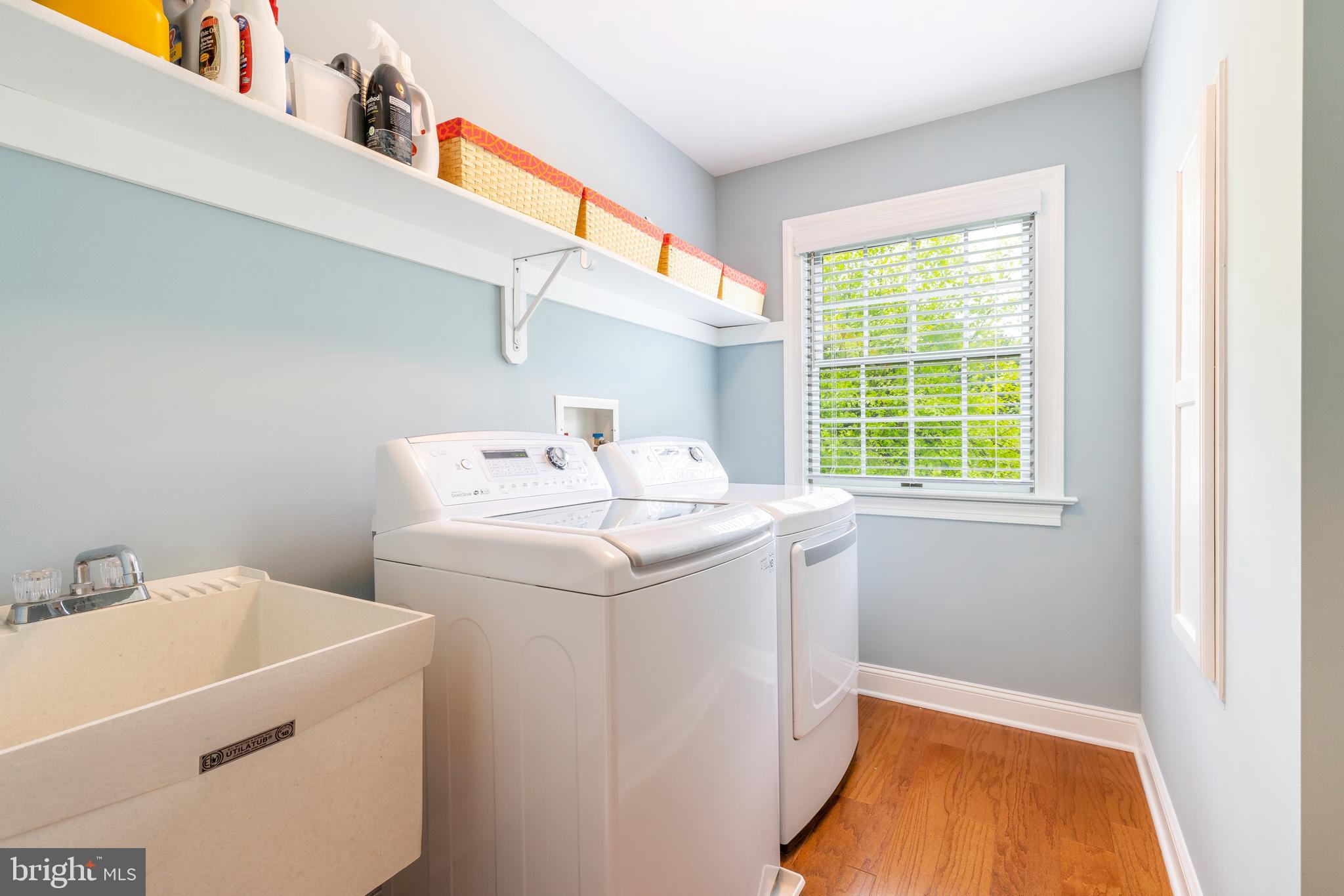 COUNTRY CLUB ESTS - Residential