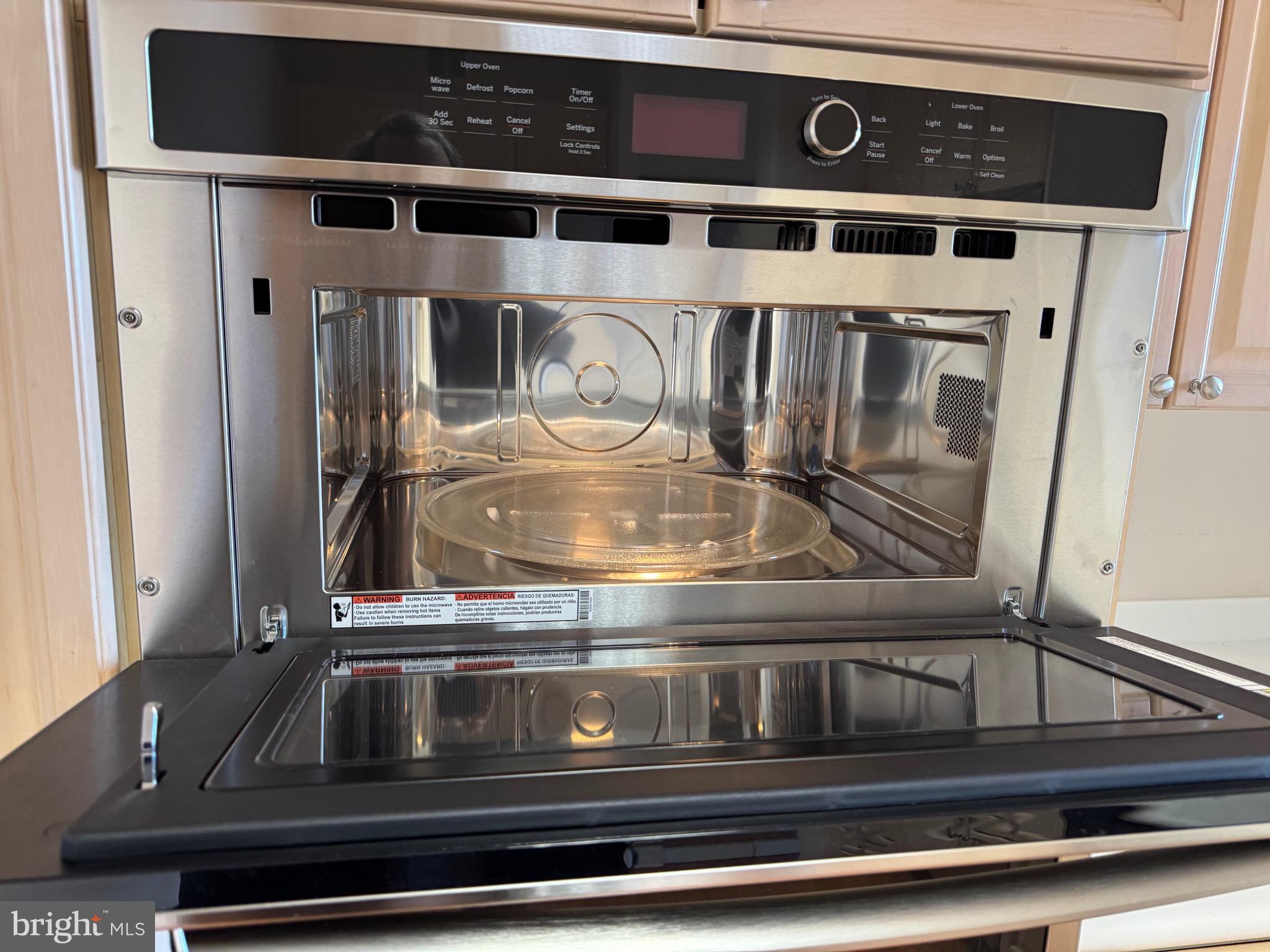 LANSDOWNE WOODS LEISURE WORLD - Residential Lease