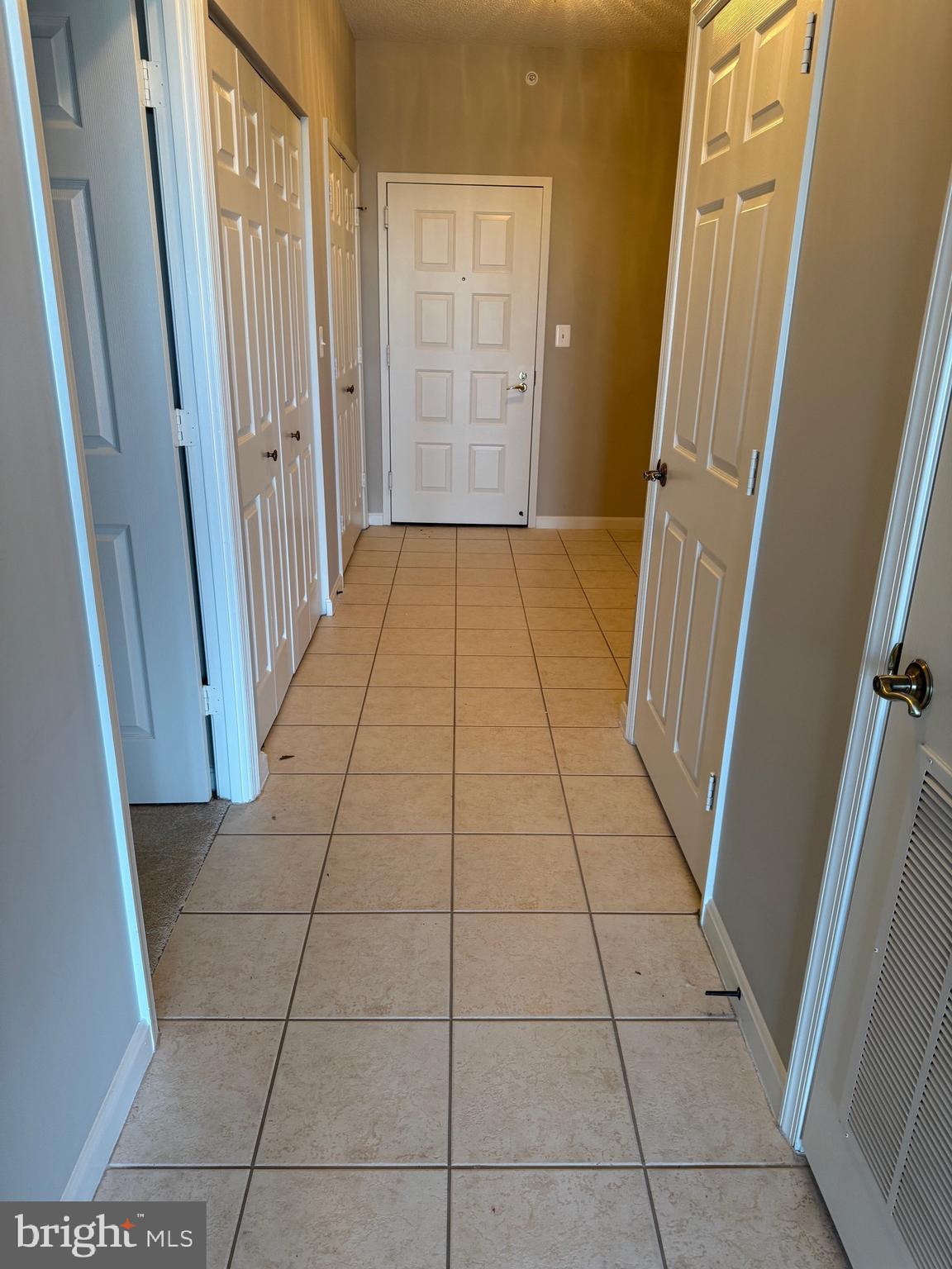 LANSDOWNE WOODS LEISURE WORLD - Residential Lease