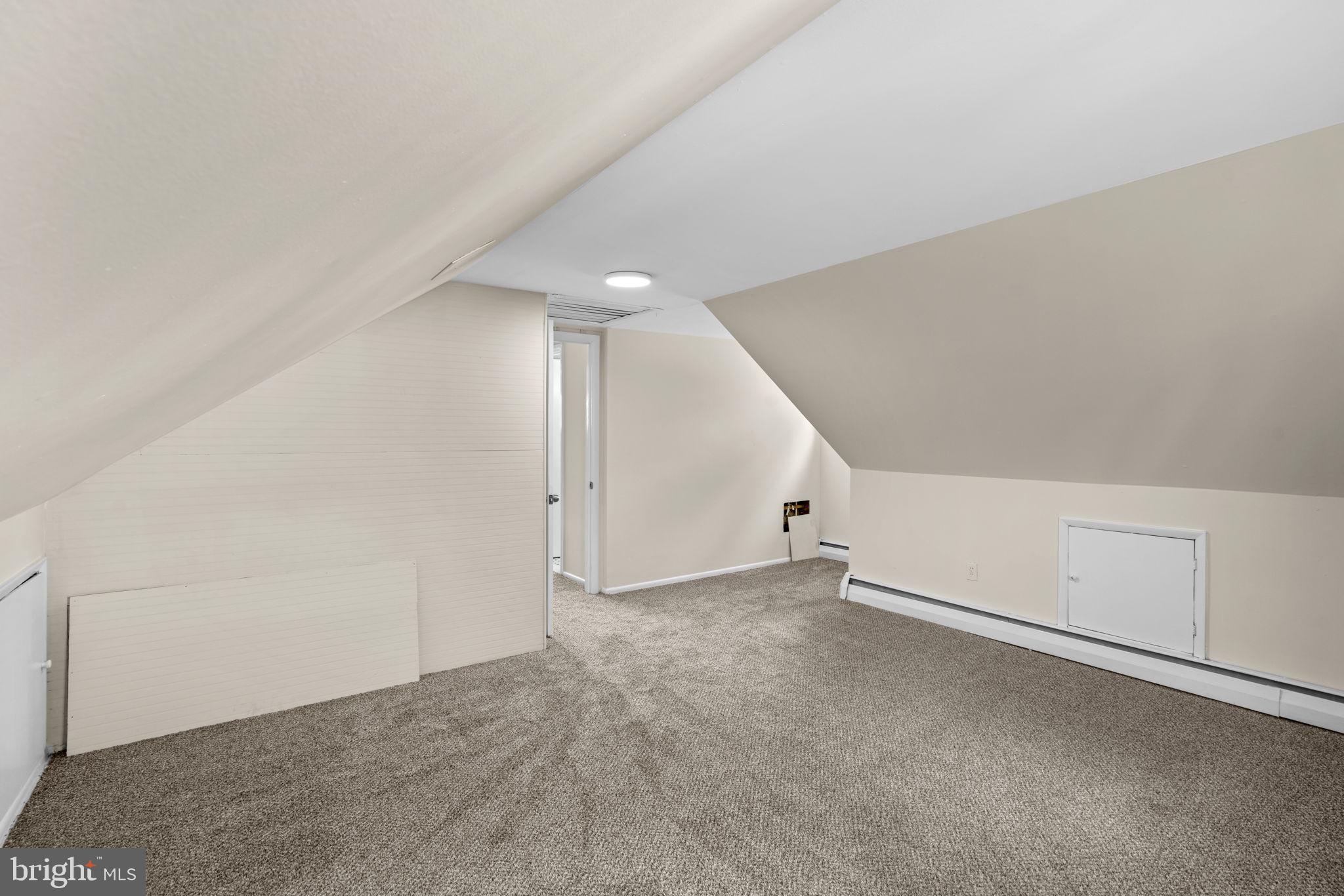 RIVIERA BEACH - Residential