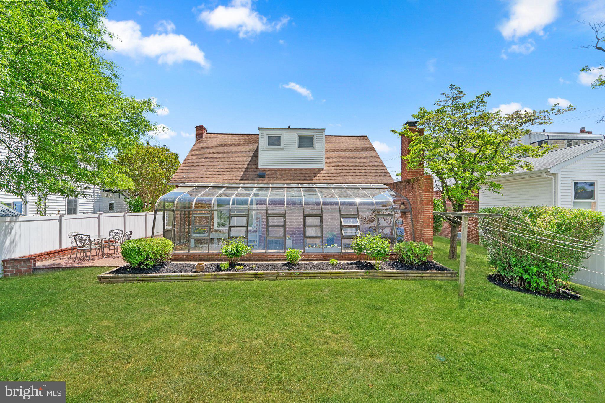 RIVIERA BEACH - Residential