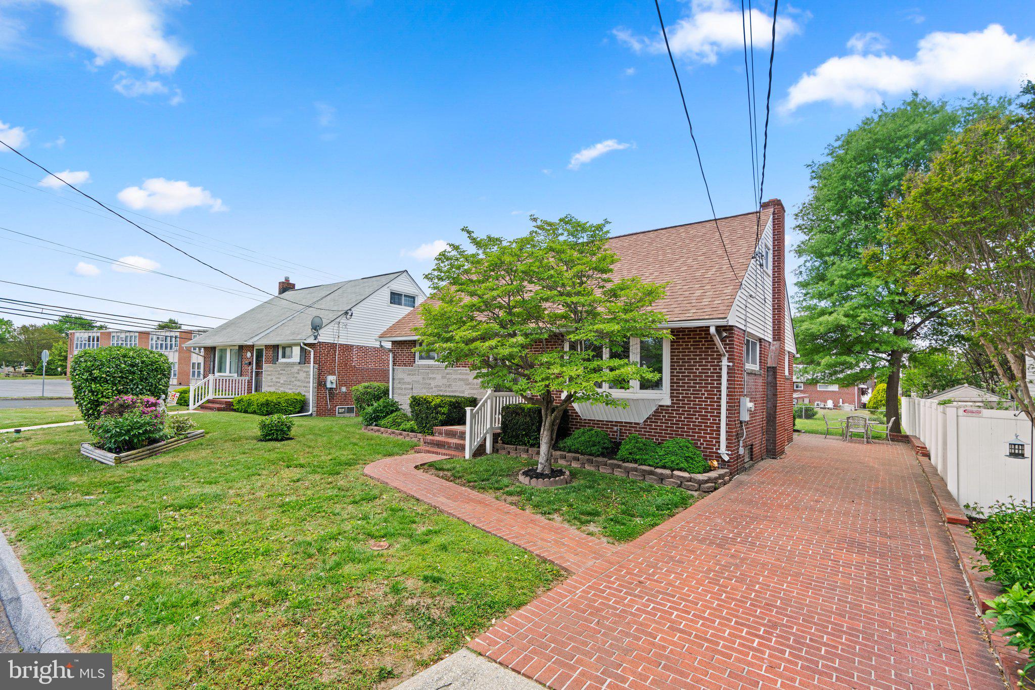 RIVIERA BEACH - Residential