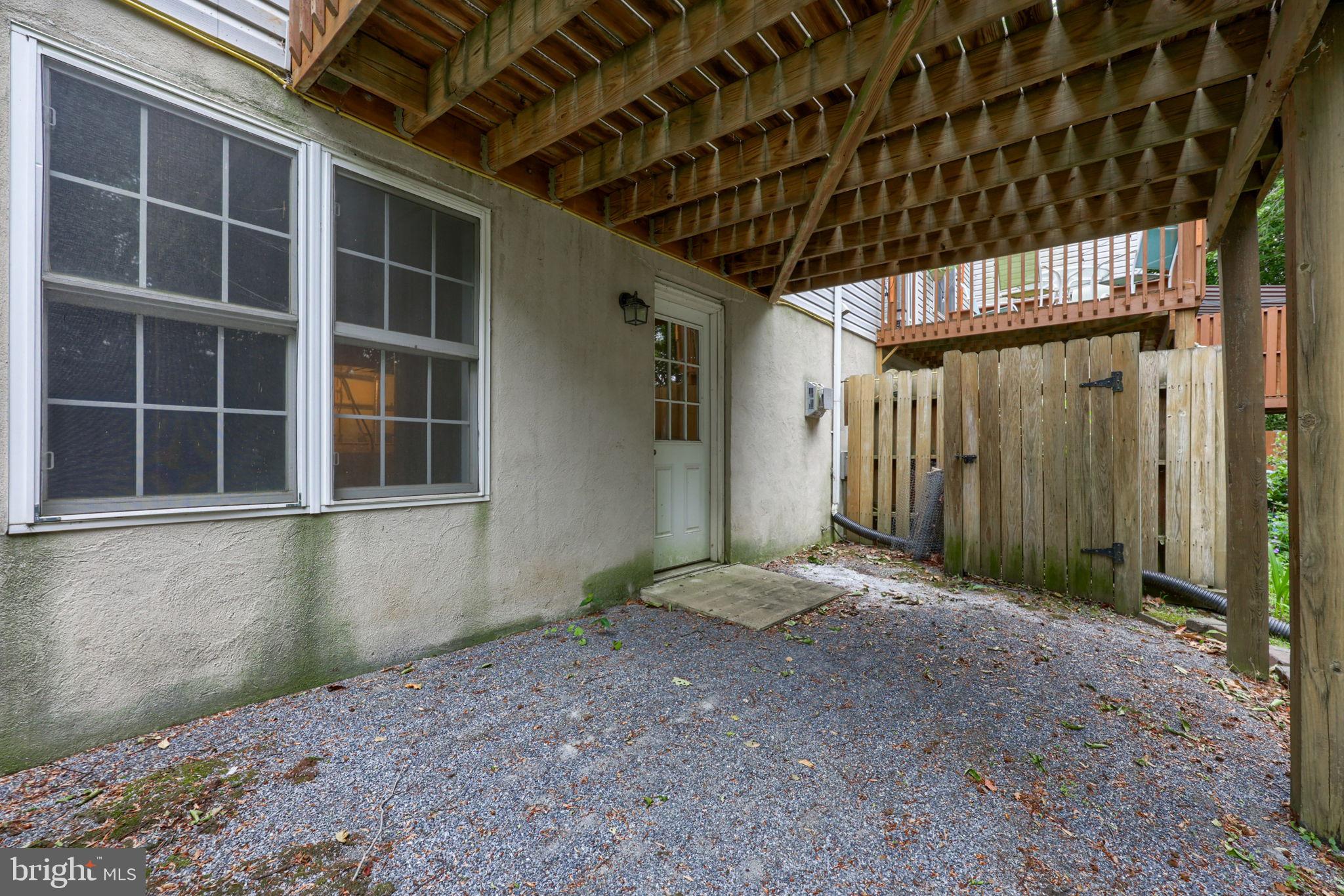 101 TOPLAND DRIVE