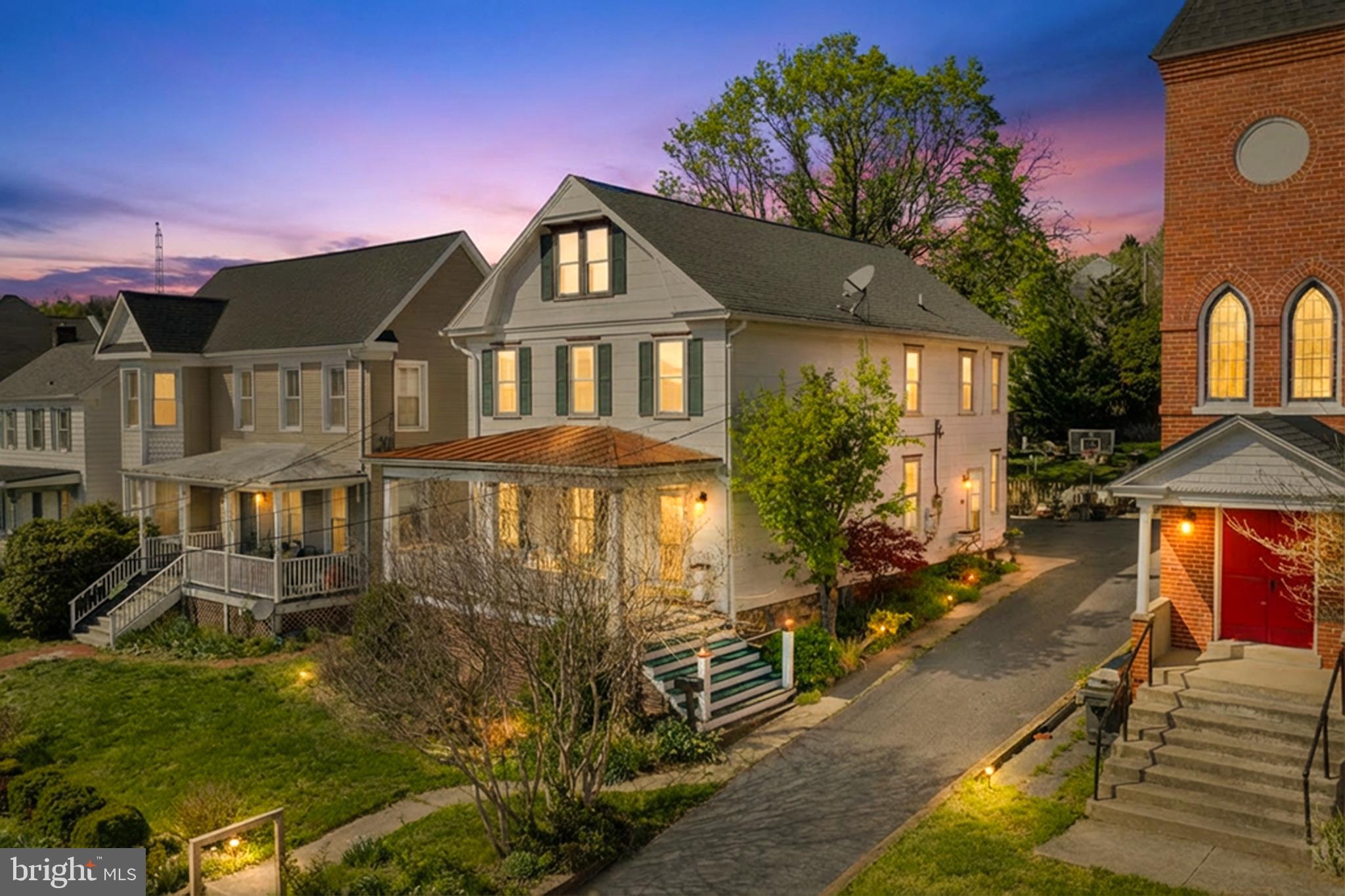 BRUNSWICK - Residential