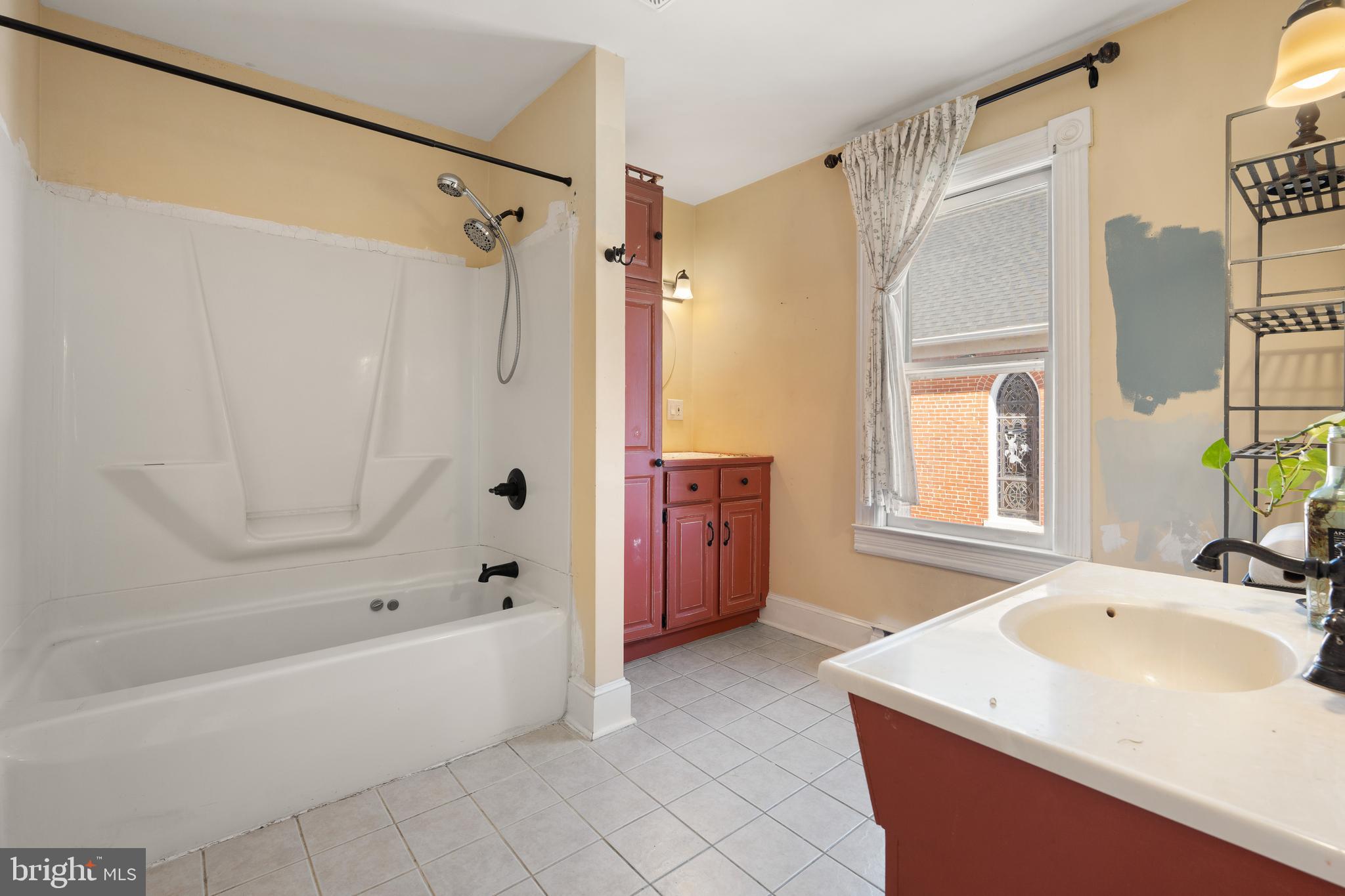 BRUNSWICK - Residential