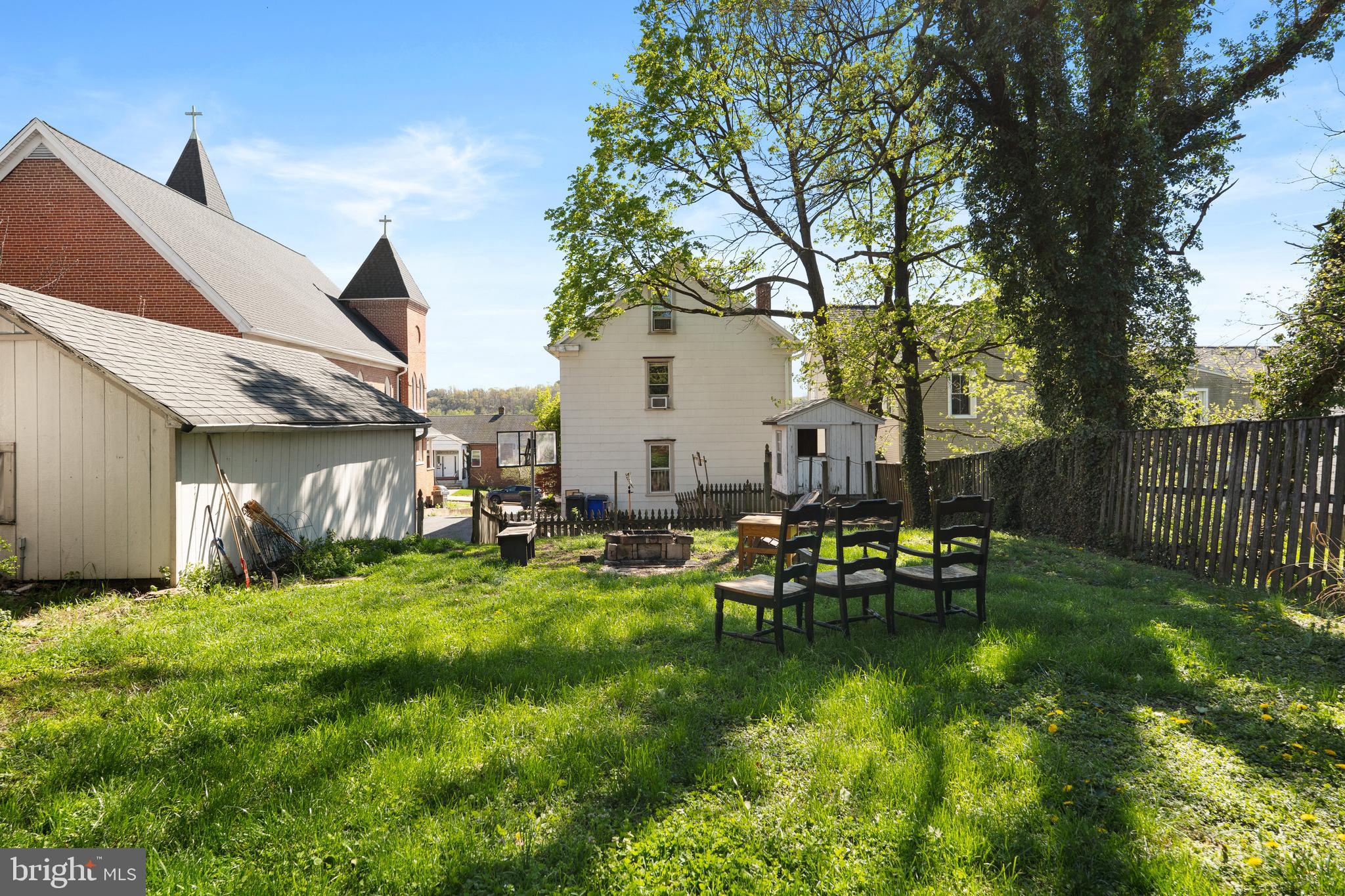 BRUNSWICK - Residential