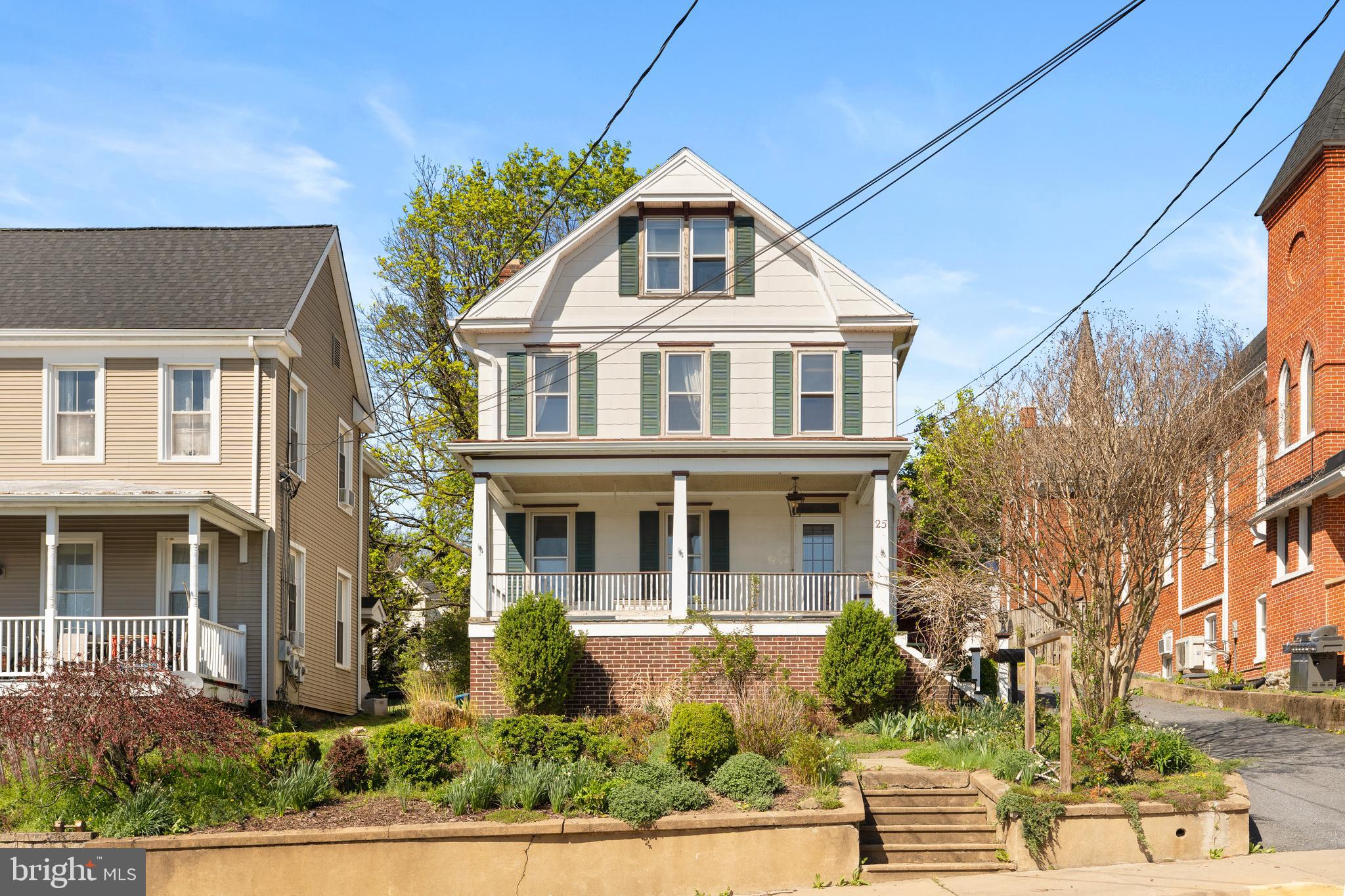 BRUNSWICK - Residential