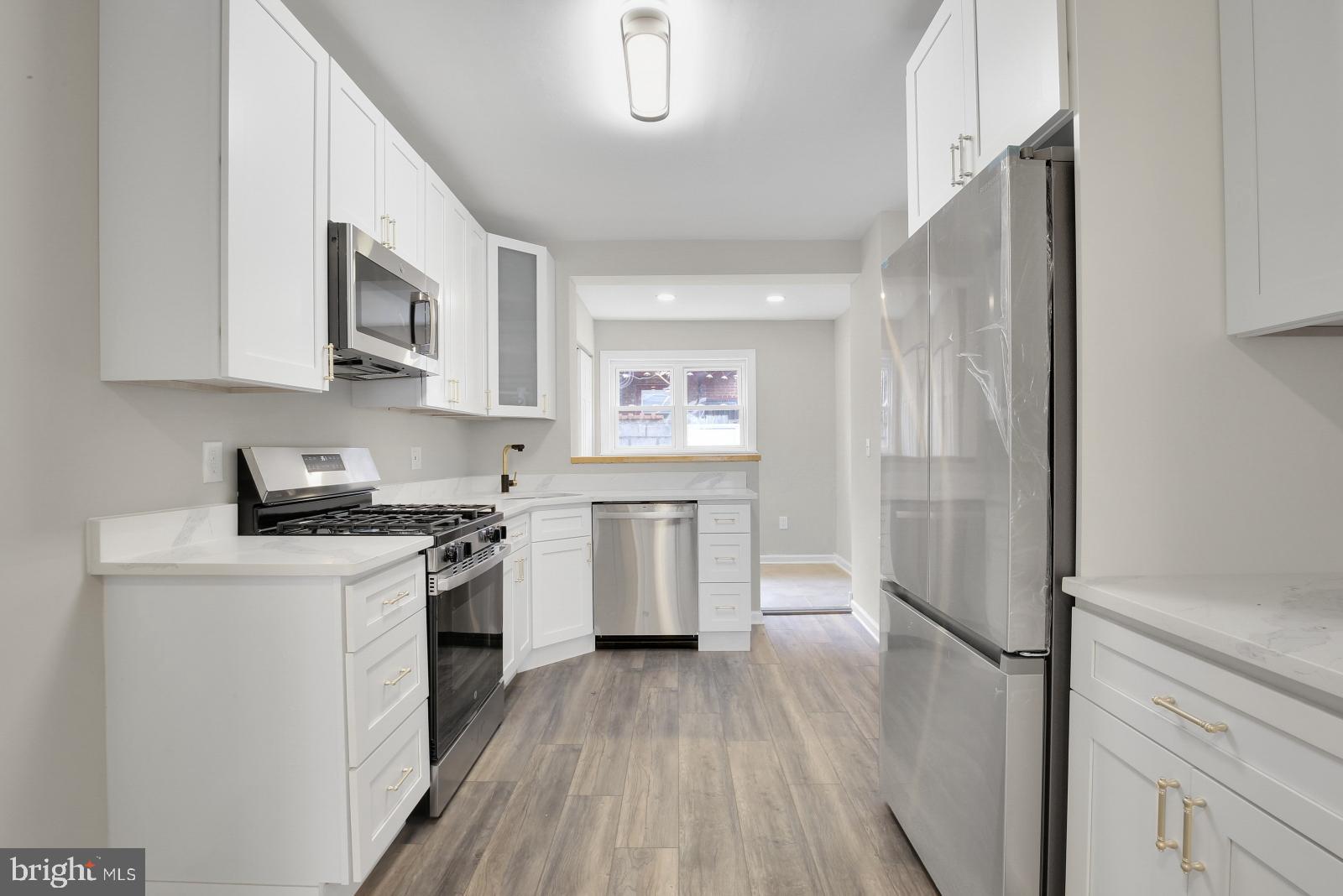 MELROSE - Residential Lease