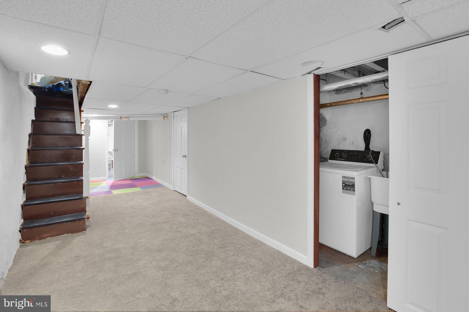 MELROSE - Residential Lease