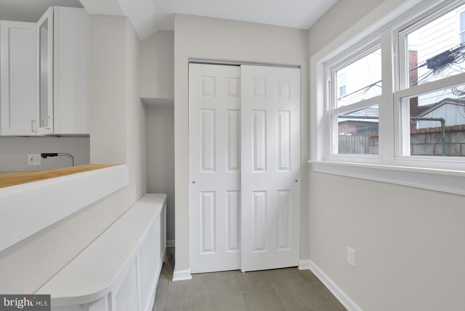 MELROSE - Residential Lease