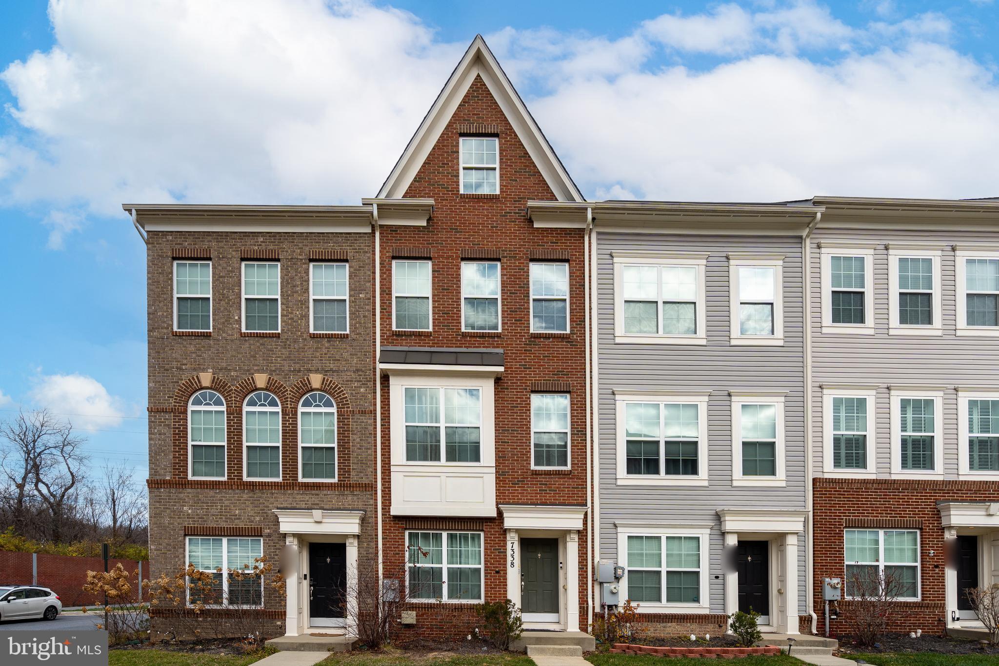 BRICK YARD STATION - Residential