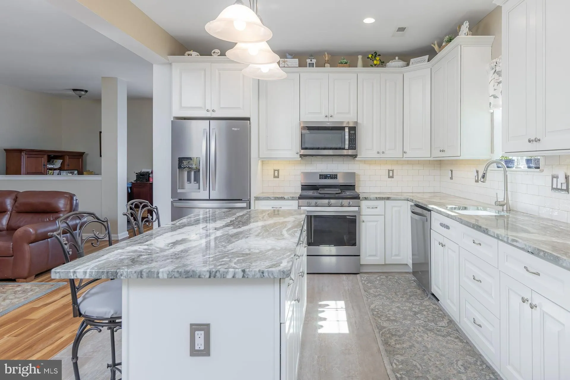 Berlin, New Jersey 08009, United States, 2 Bedrooms Bedrooms, ,2 BathroomsBathrooms,Residential,Contingent,215609