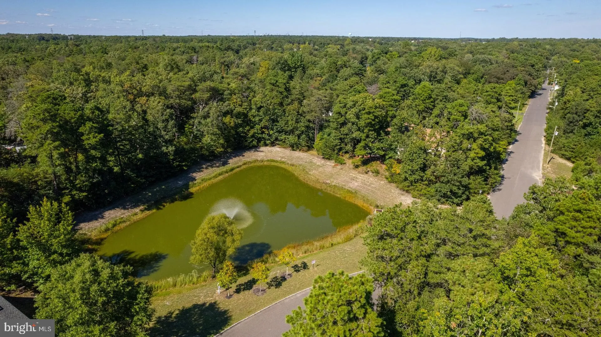 Berlin, New Jersey 08009, United States, 2 Bedrooms Bedrooms, ,2 BathroomsBathrooms,Residential,Contingent,215609