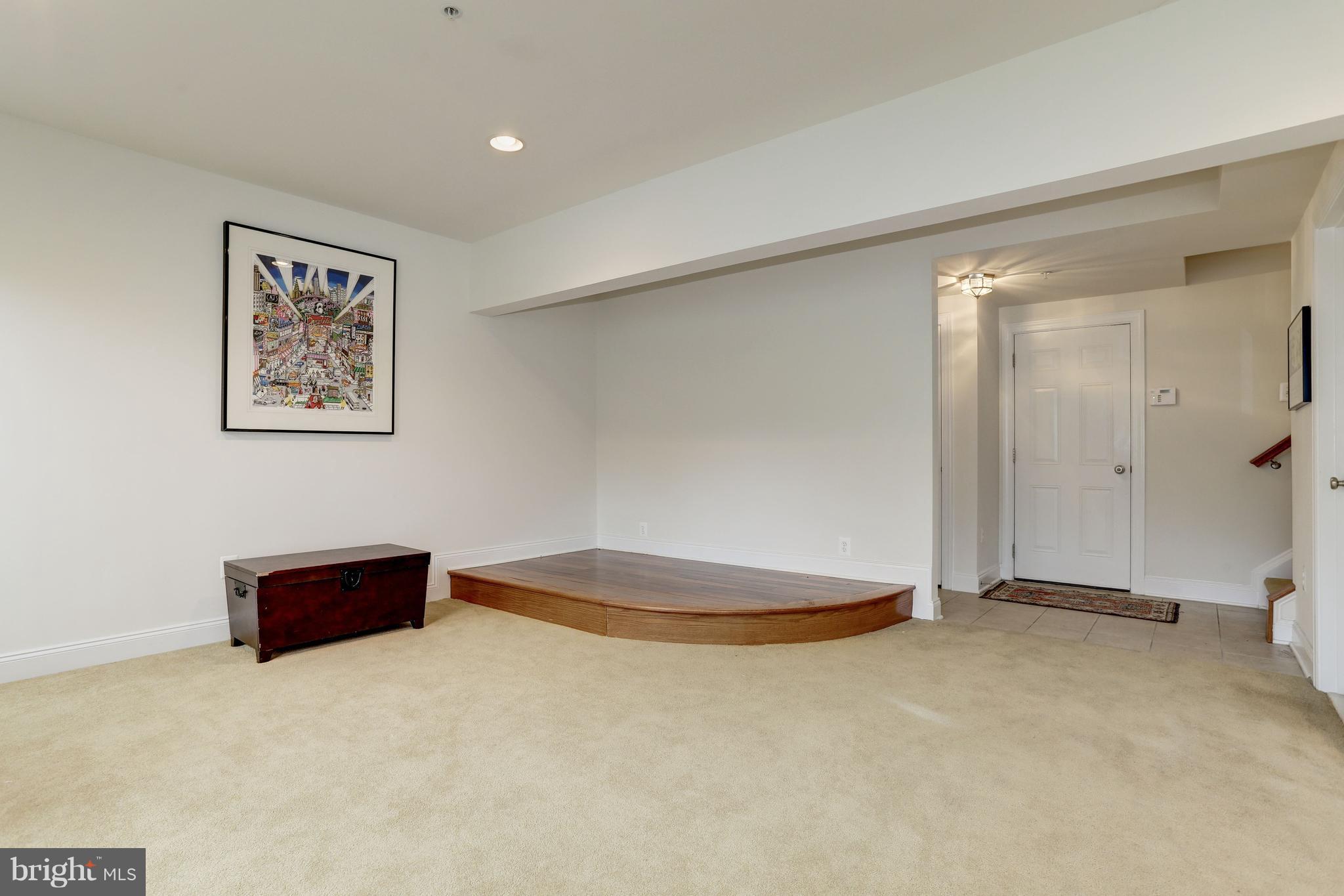 THE ENCLAVE AT ARUNDEL PRESERVE - Residential Lease