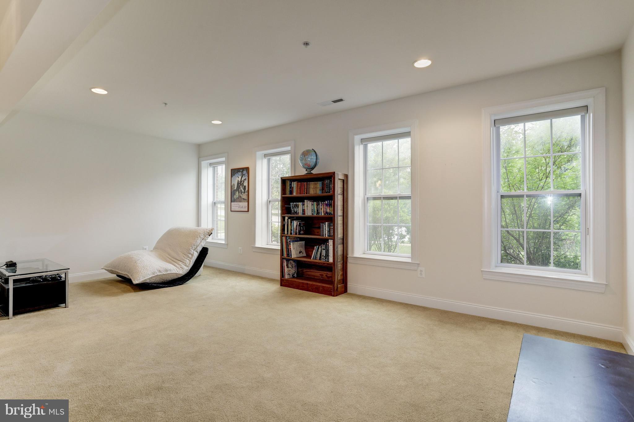 THE ENCLAVE AT ARUNDEL PRESERVE - Residential Lease