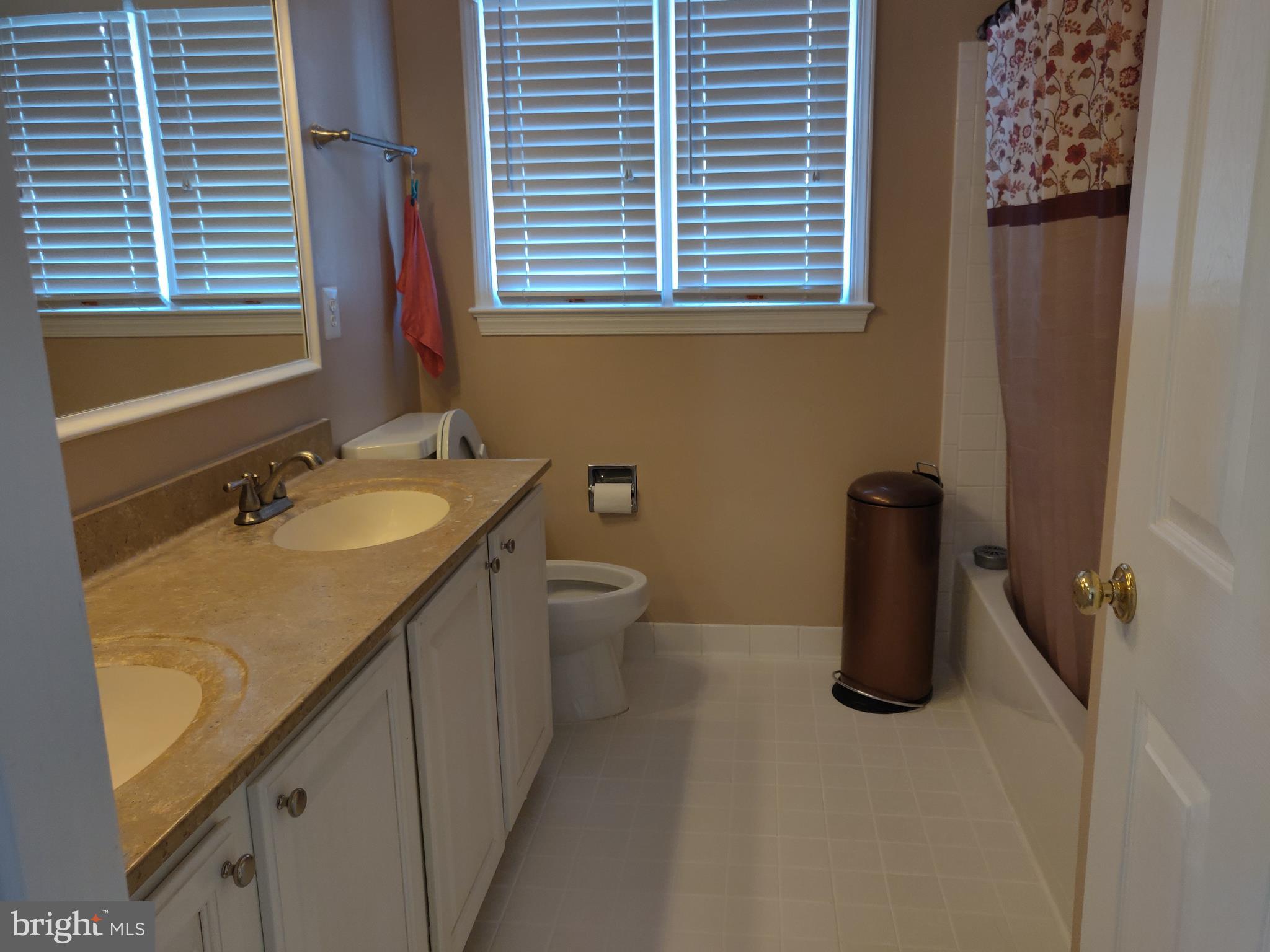 CROSSPOINTE - Residential Lease