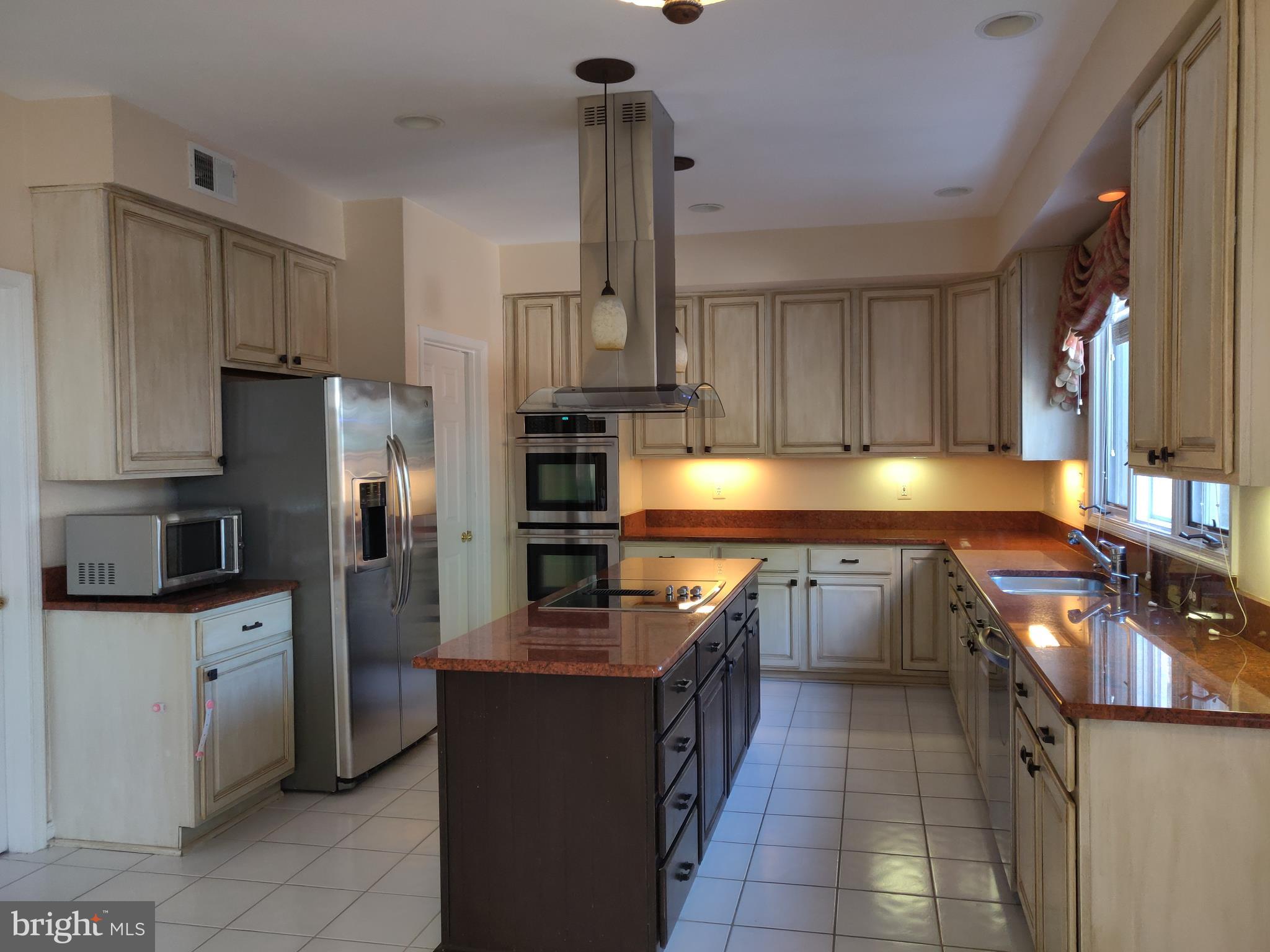 CROSSPOINTE - Residential Lease