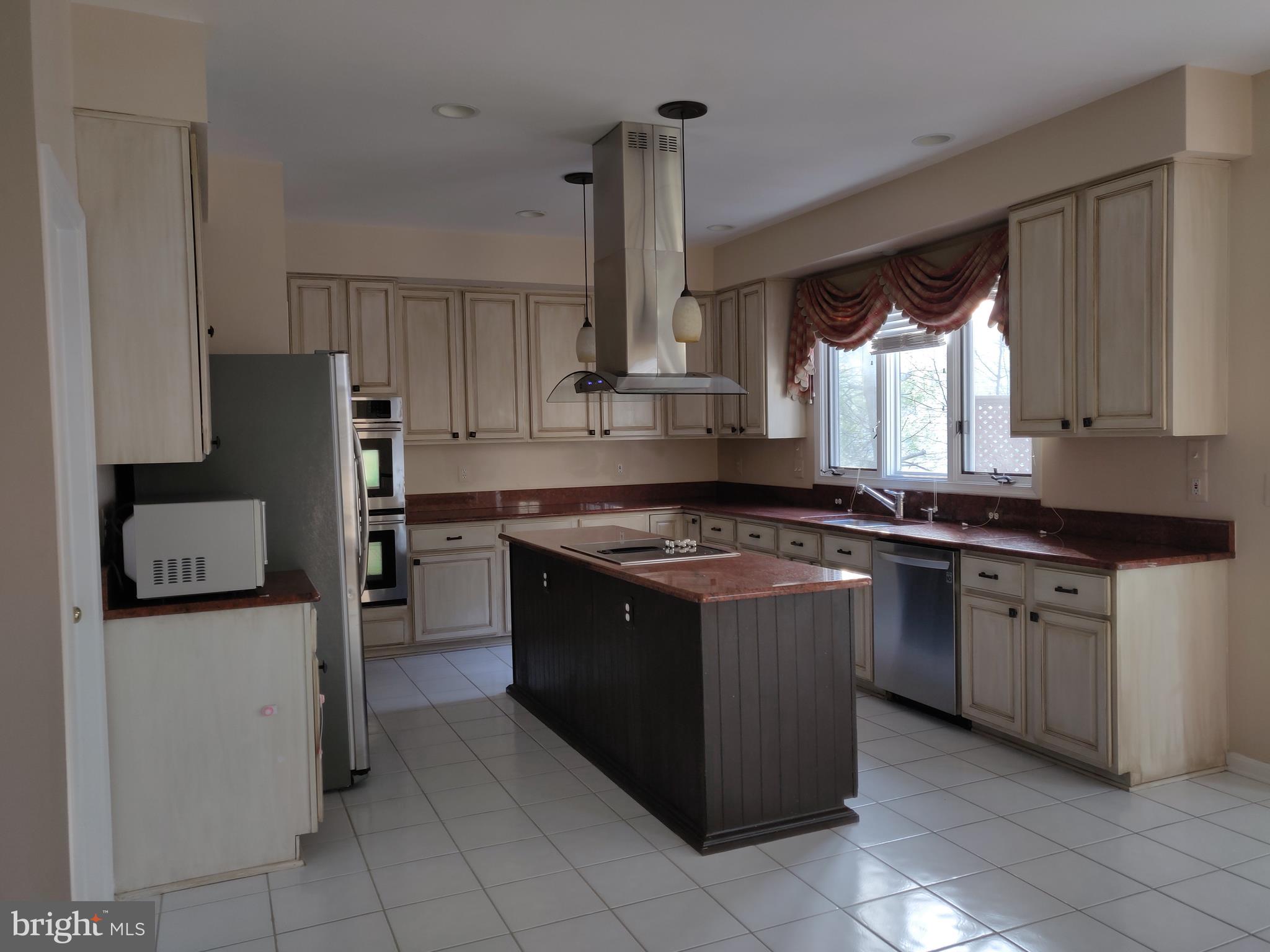 CROSSPOINTE - Residential Lease