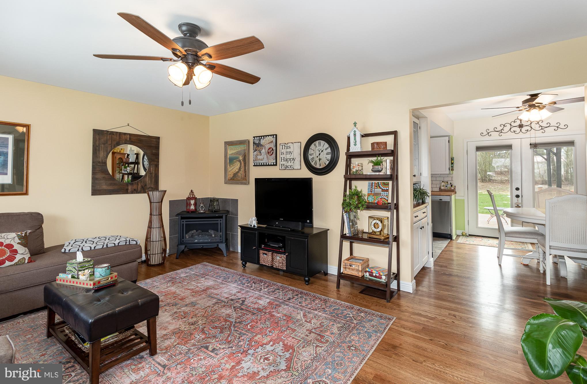 NOLL MANOR - Residential