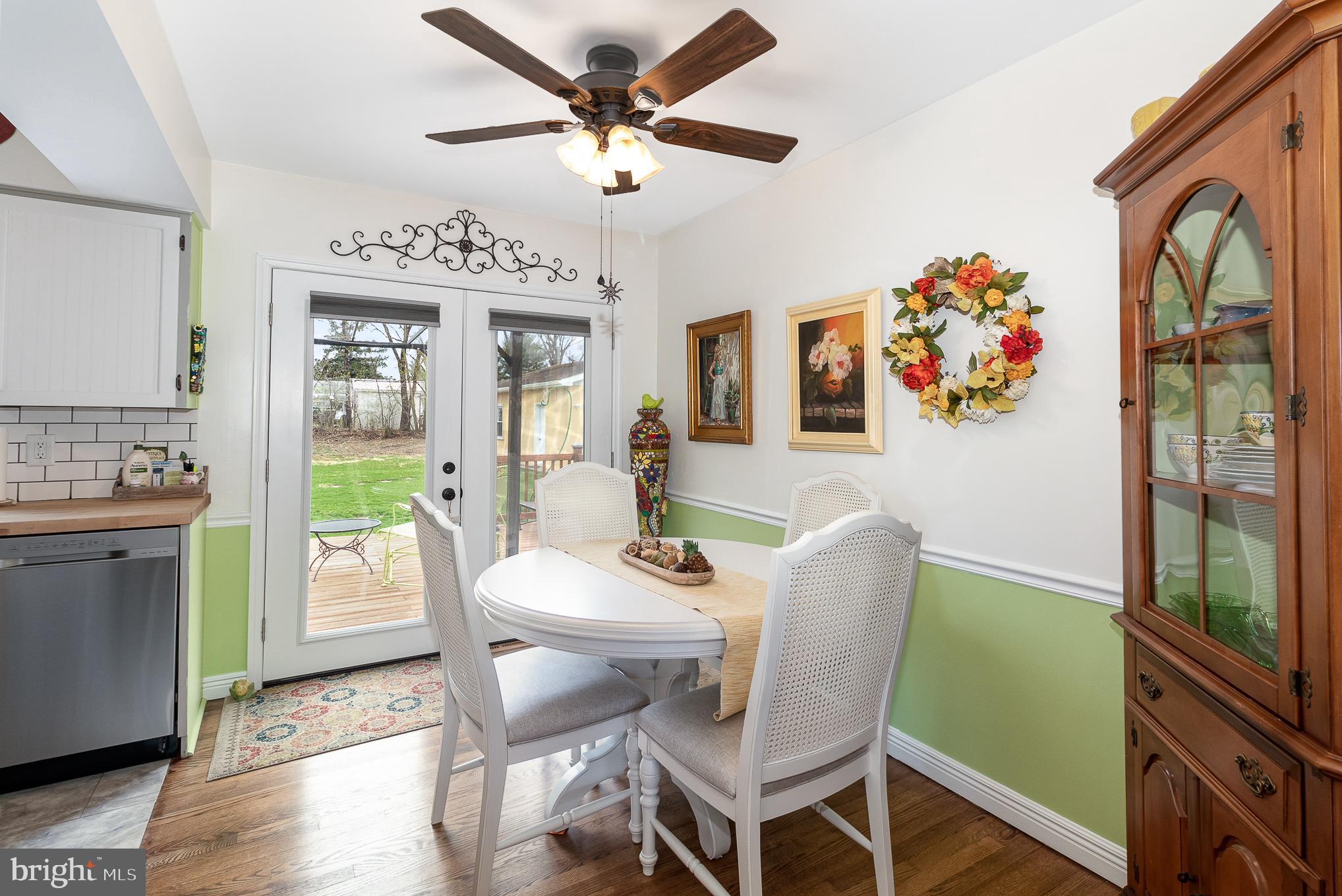 NOLL MANOR - Residential